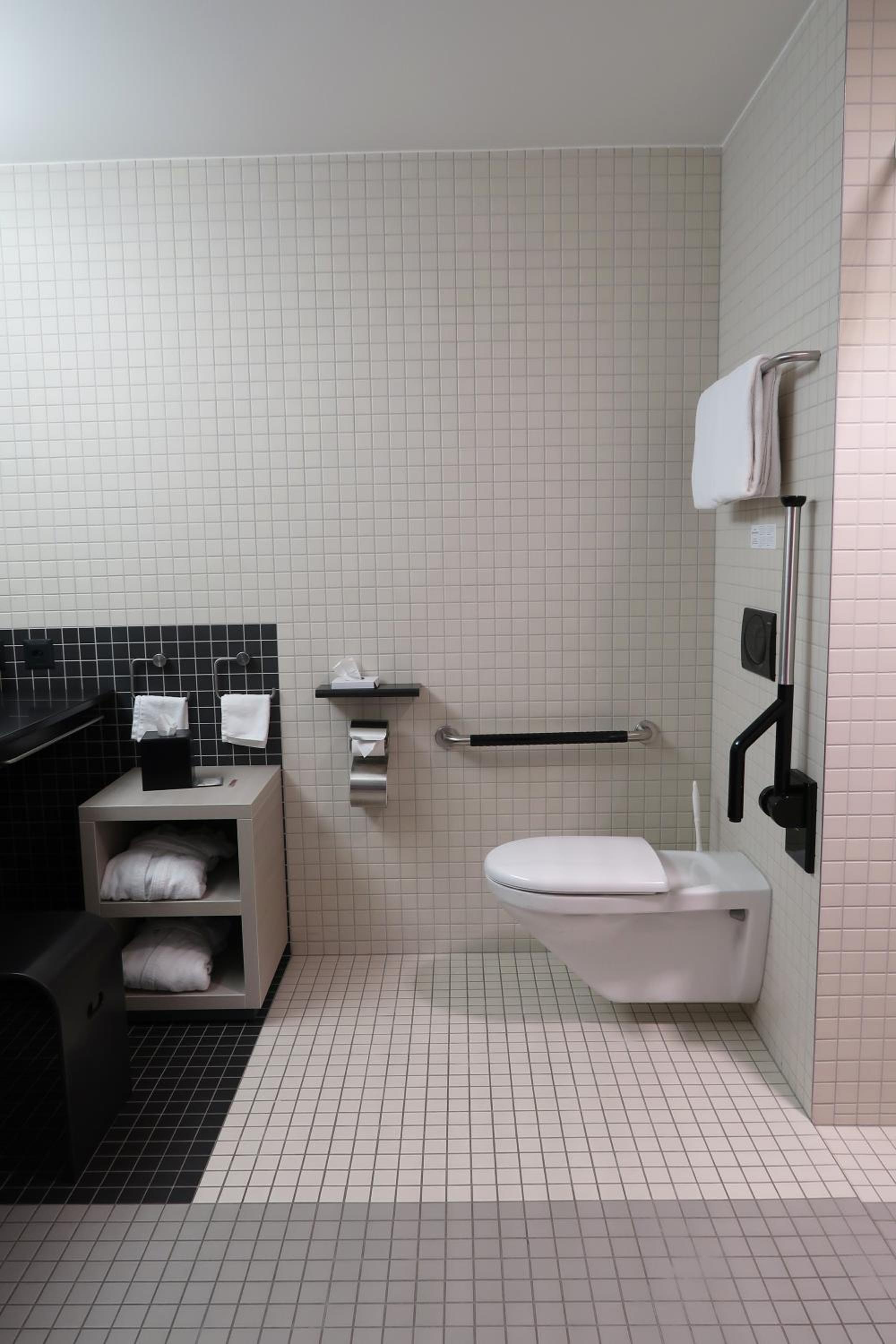 Superior Double Room - Photo 9