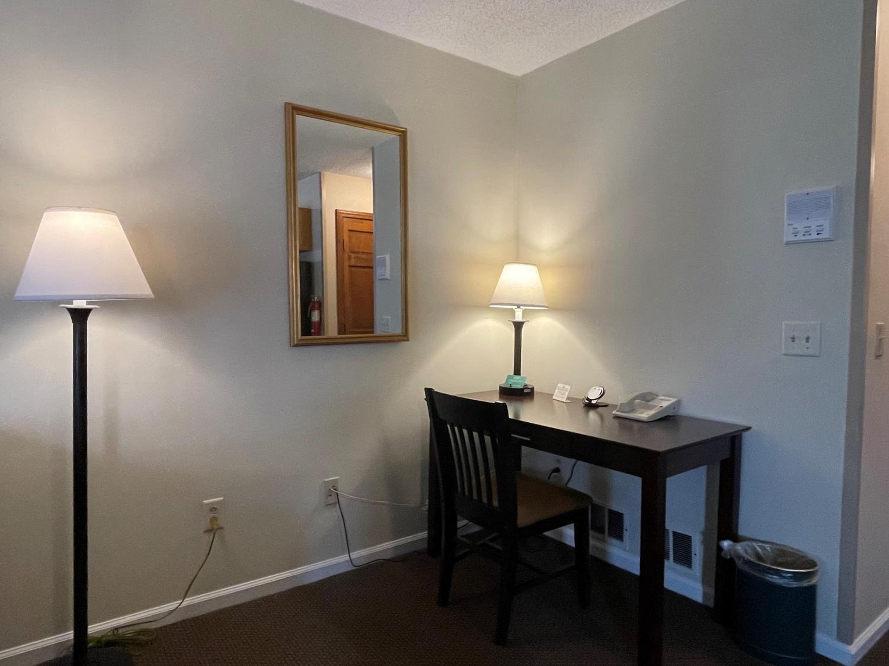 Standard Double Suite