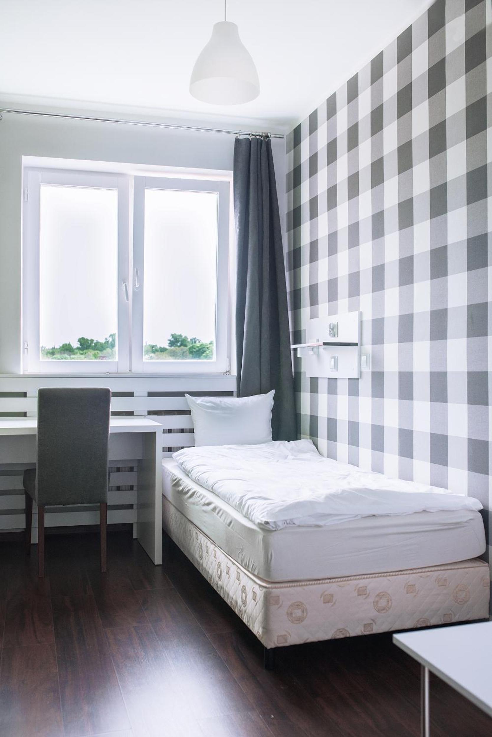 Single Room with Shared Bathroom