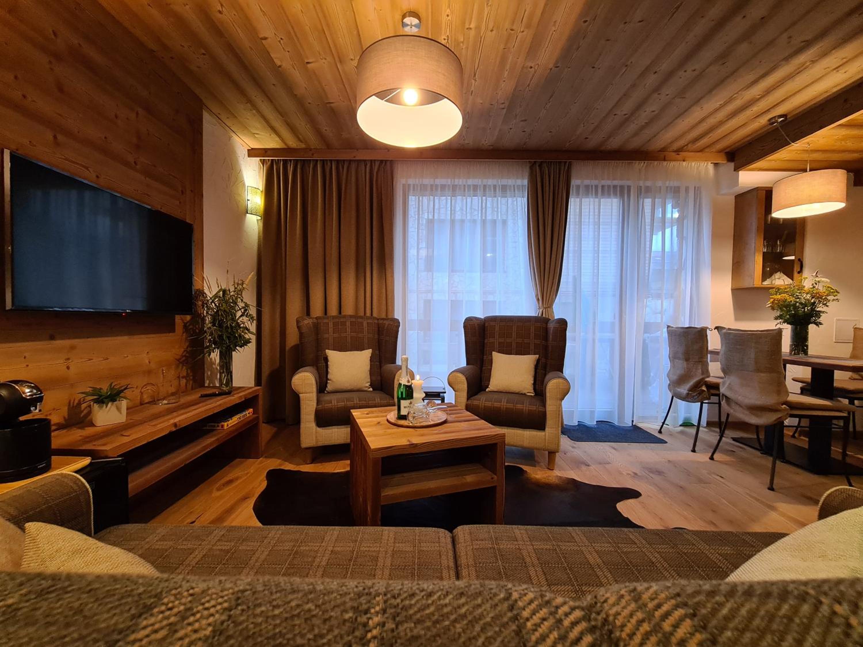 One-Bedroom Apartment - Photo 50