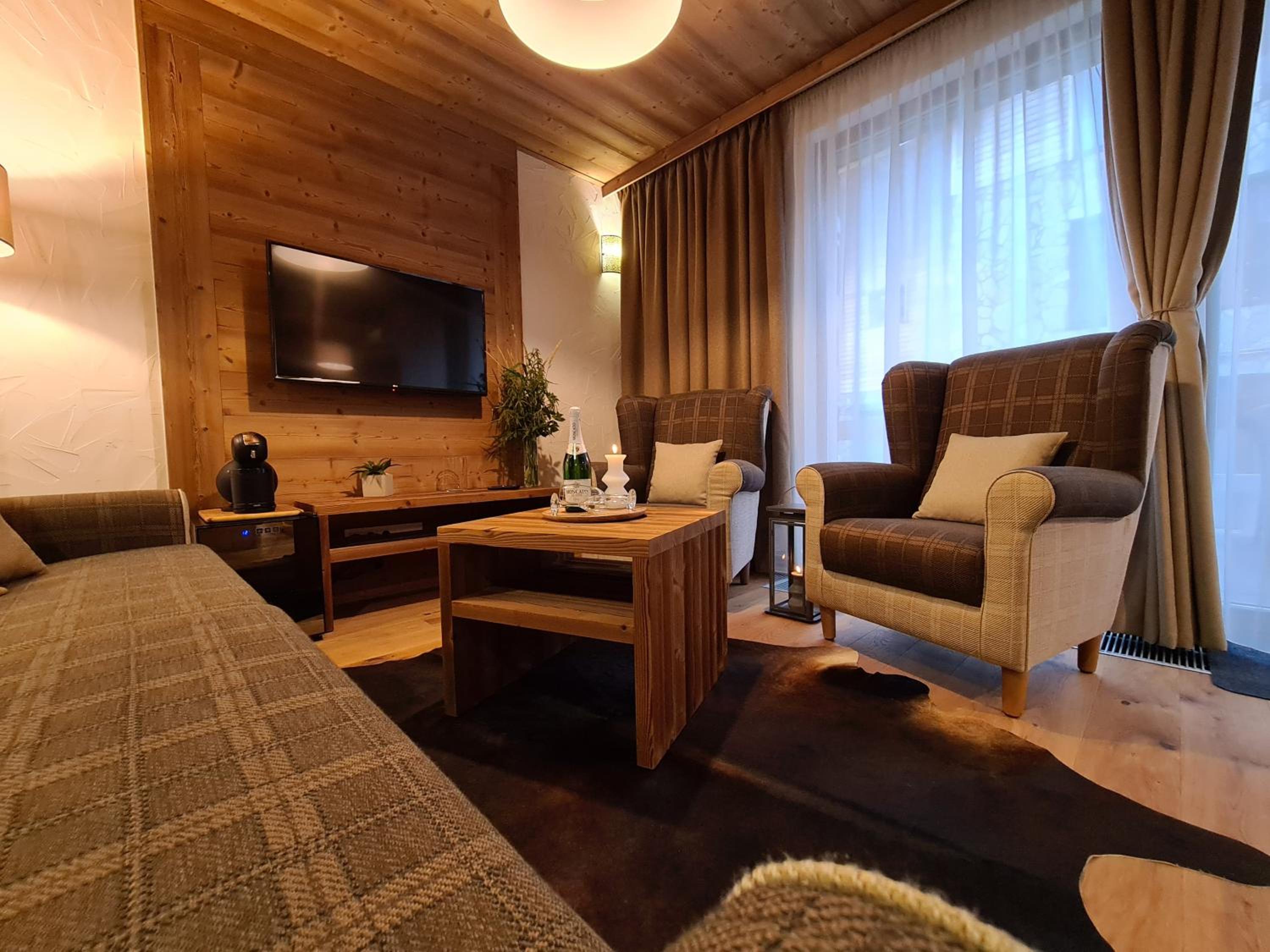 One-Bedroom Apartment - Photo 58