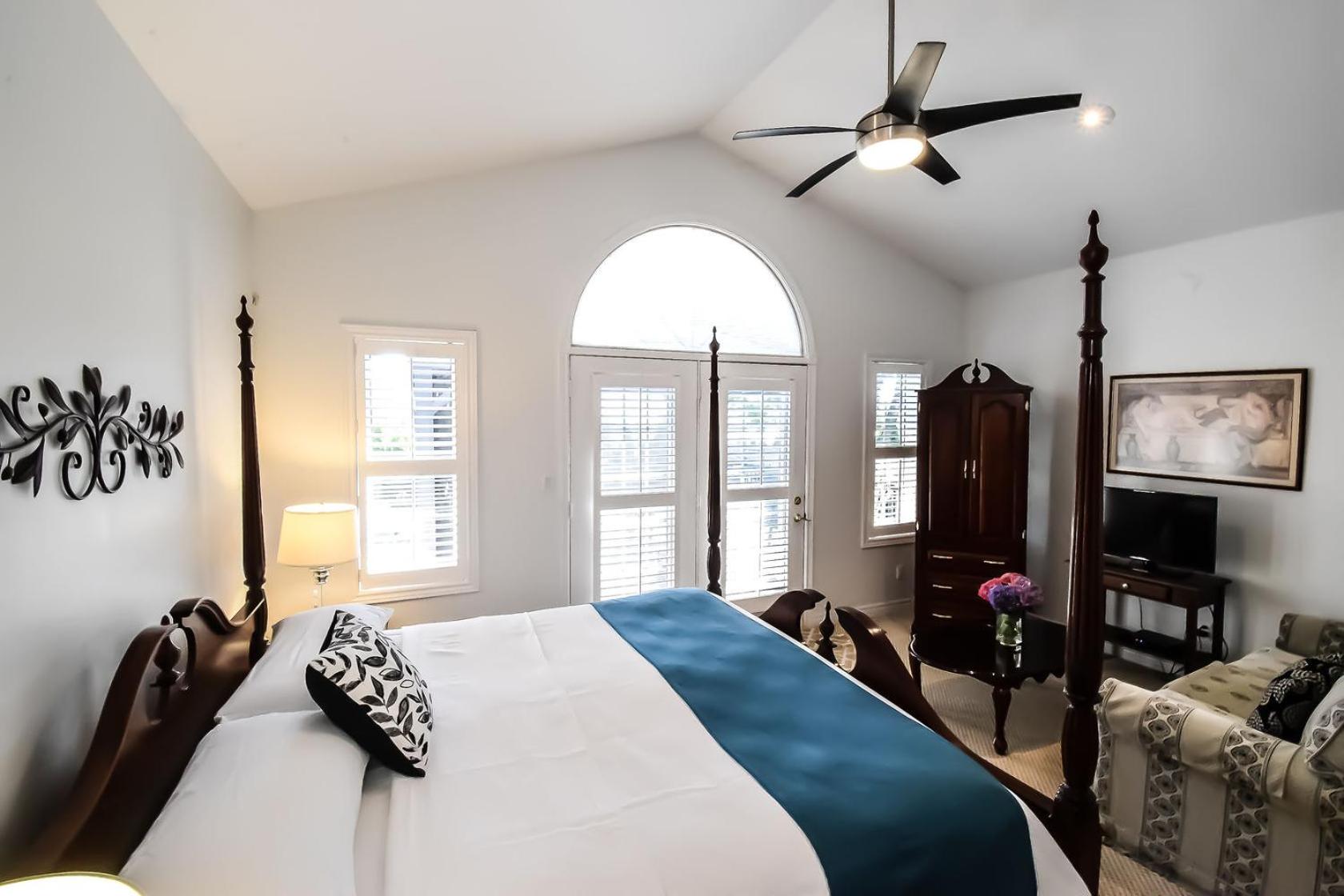King Room with Spa Bath photo 2