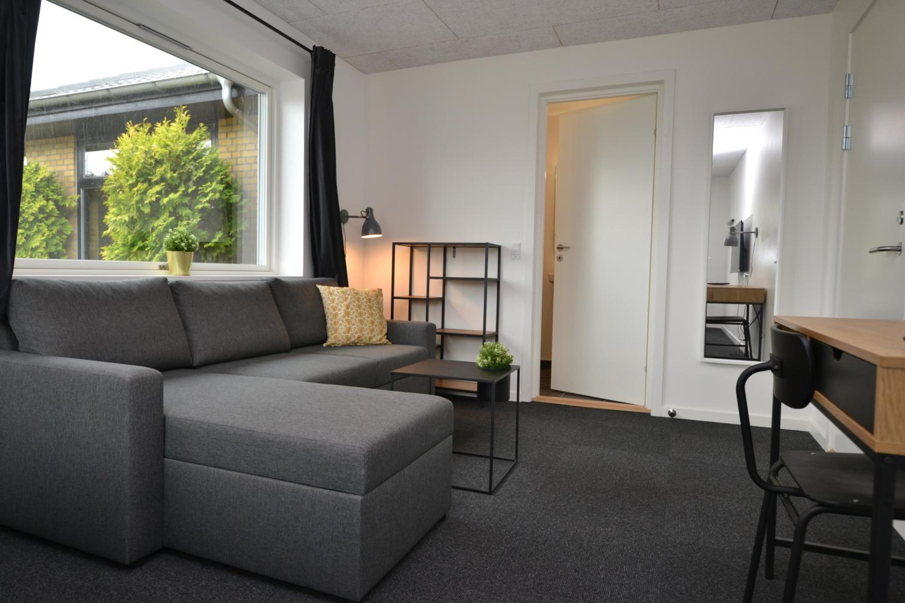 Deluxe Family Room photo 3