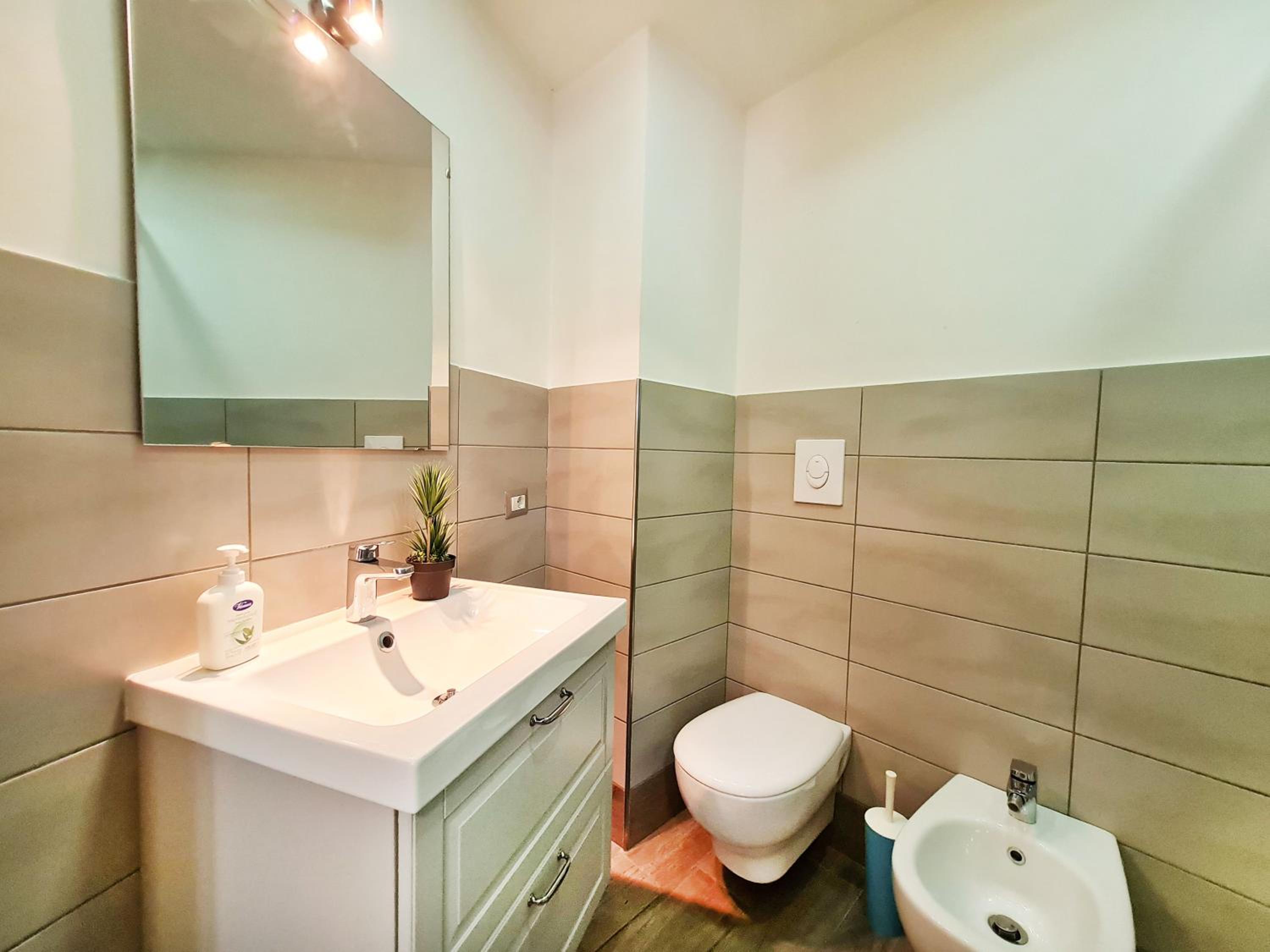 Double Room with Private Bathroom photo 2