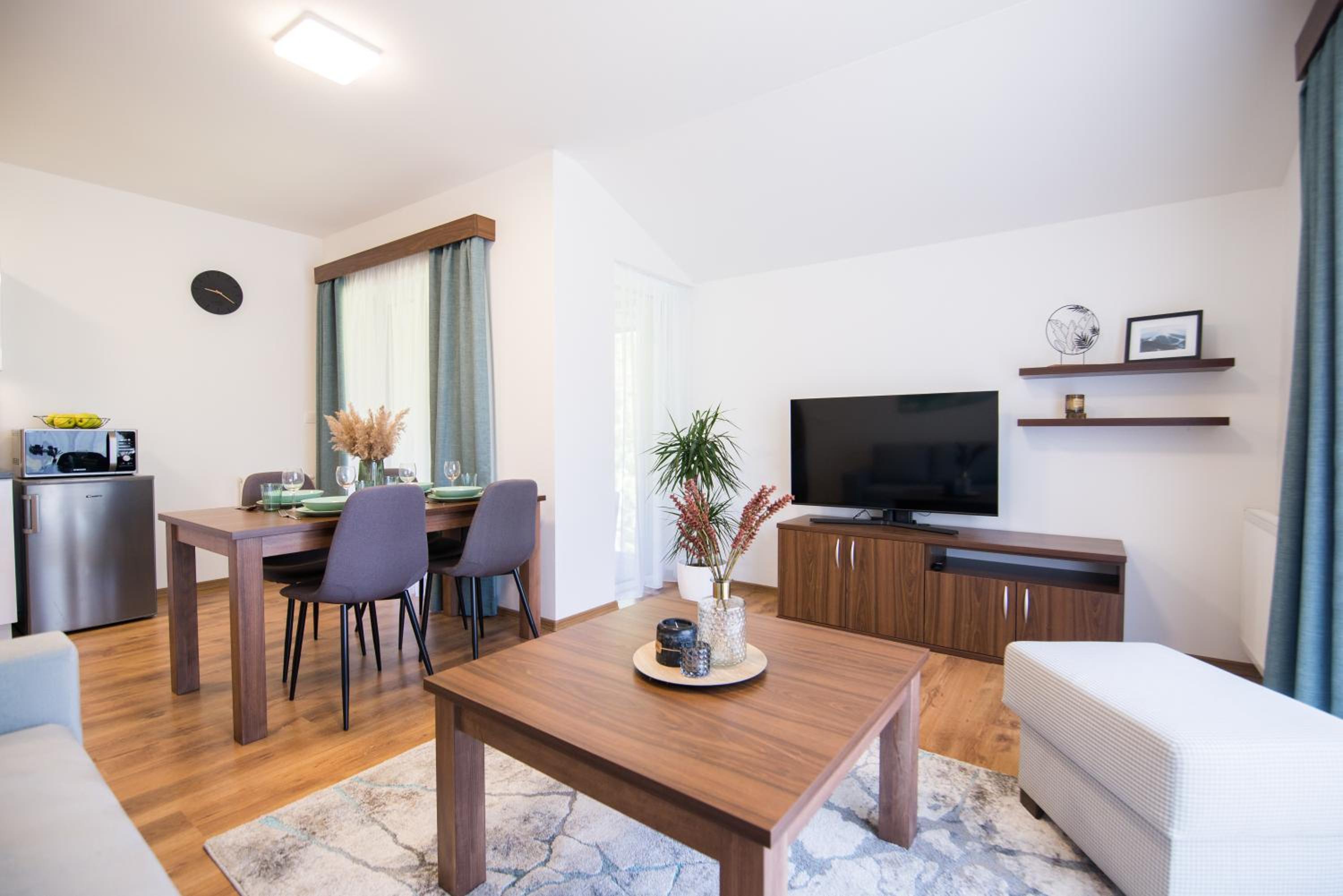 Two-Bedroom Apartment - Photo 14
