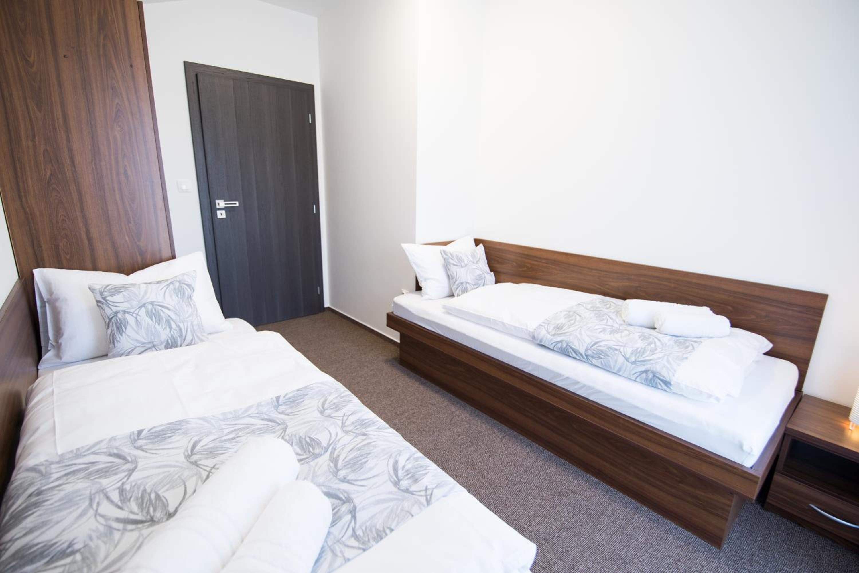 Two-Bedroom Apartment - Photo 20