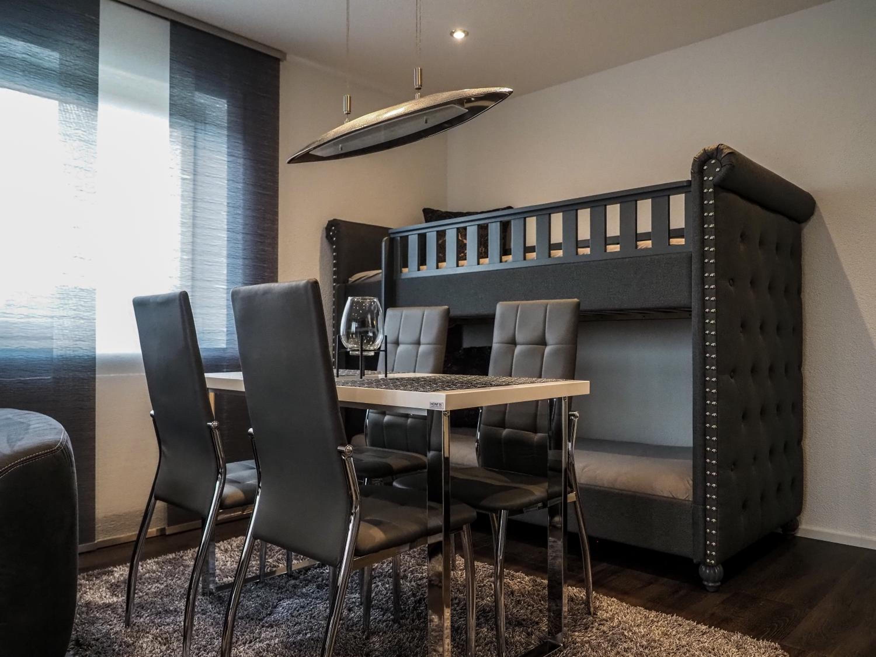 One-Bedroom Apartment - Photo 13