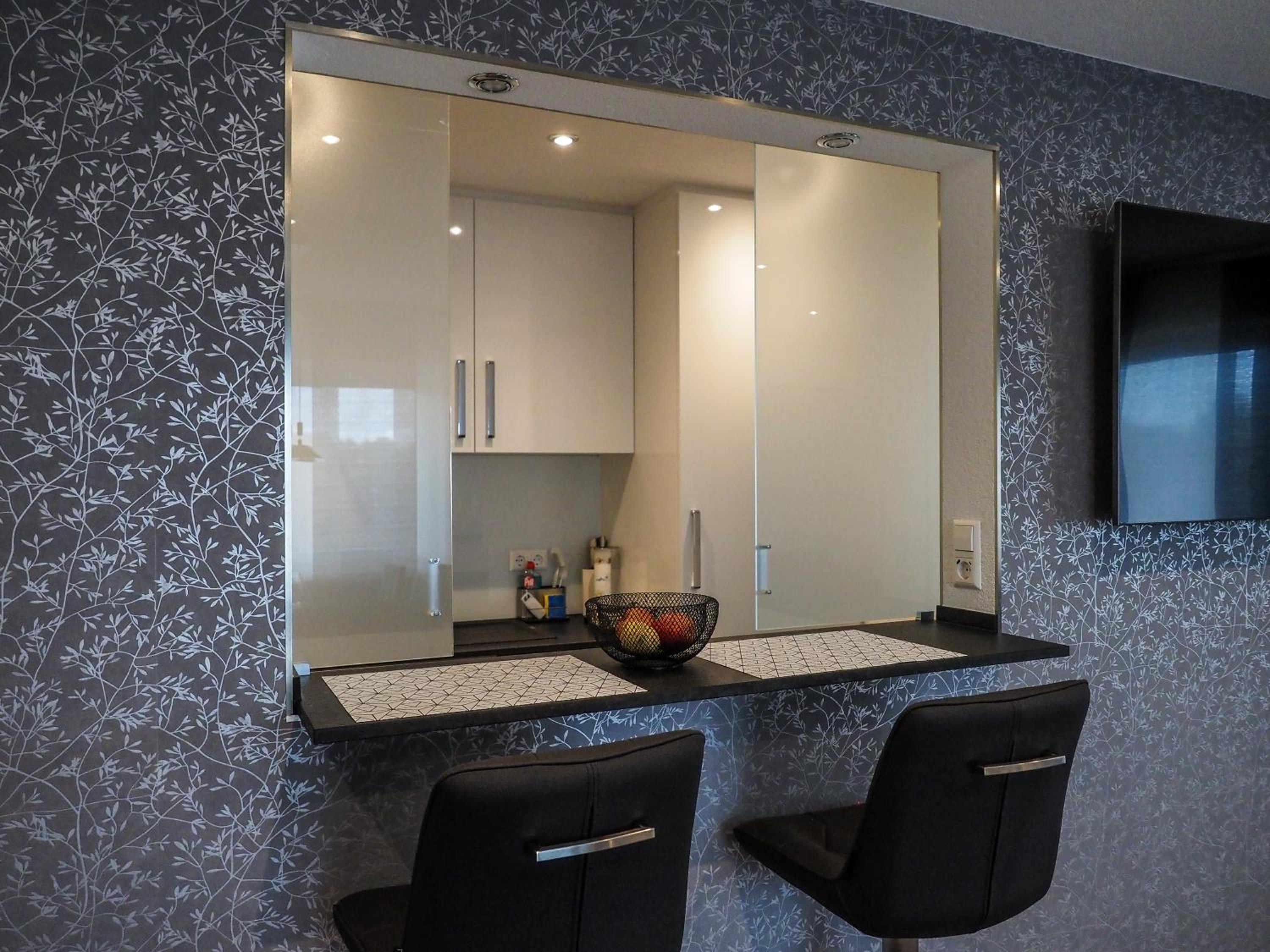 One-Bedroom Apartment - Photo 12
