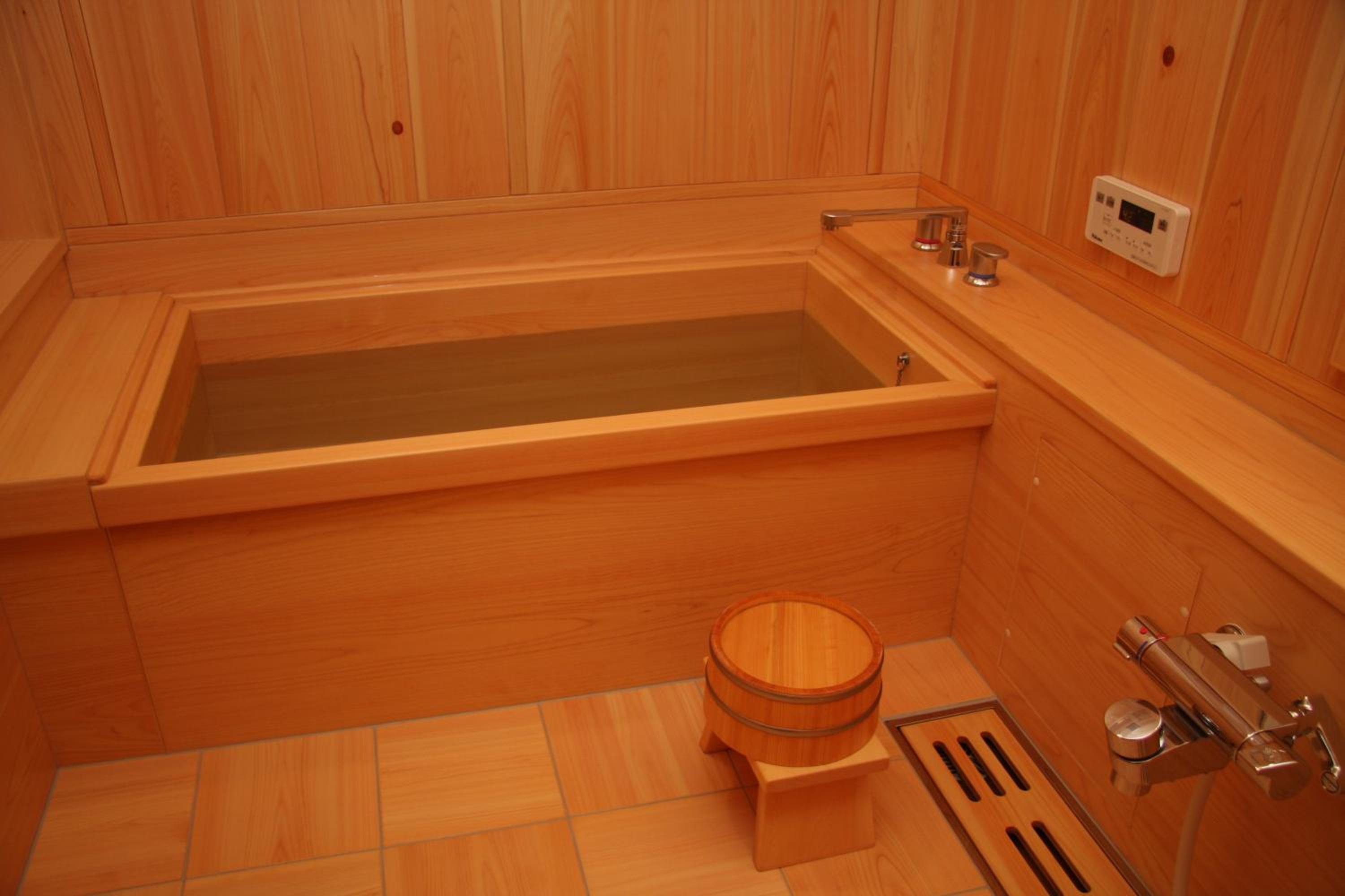 Double Room with Tatami Area - Photo 10