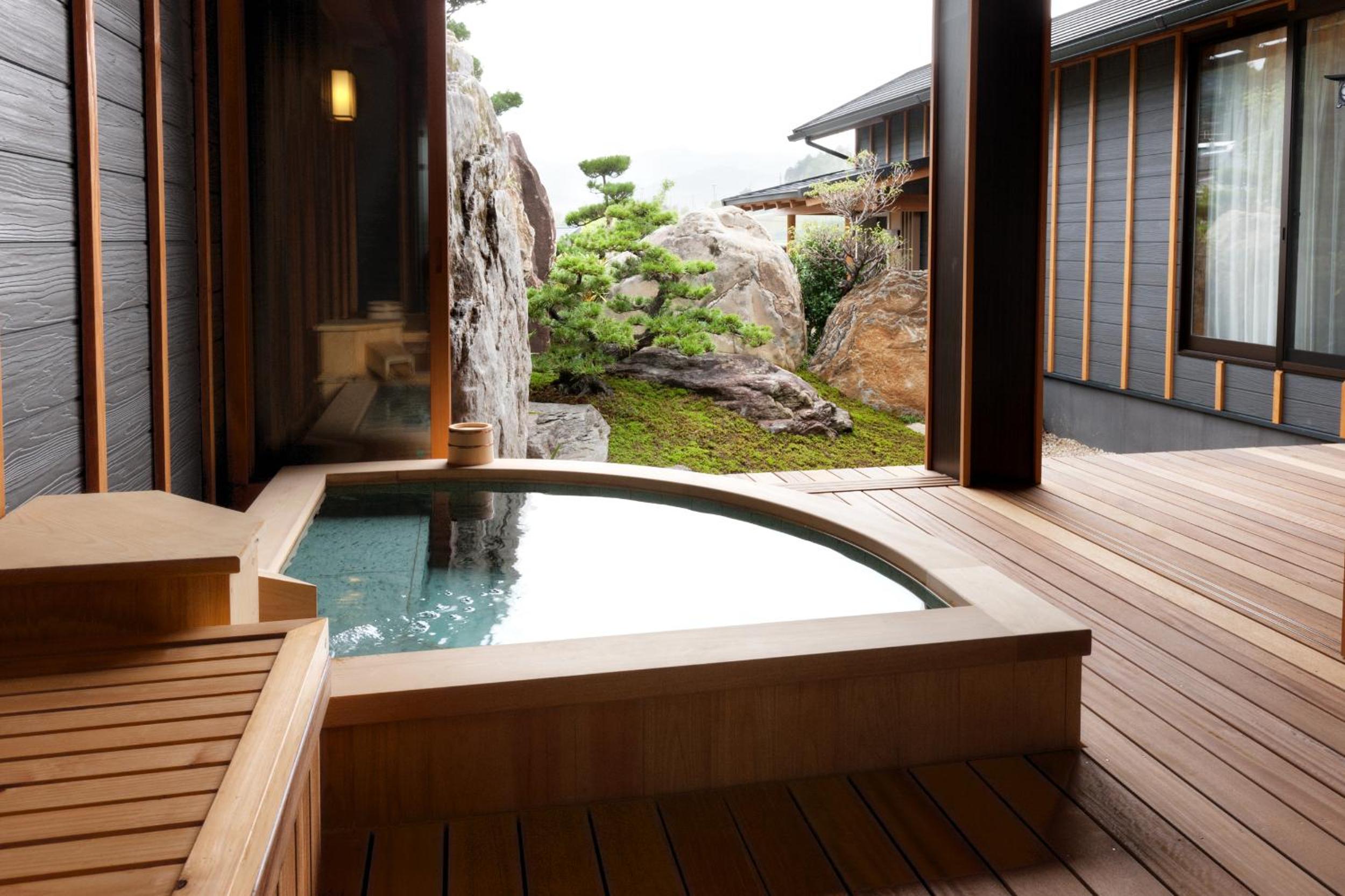 Villa with Open-Air Bath (Waraku) - Photo 11
