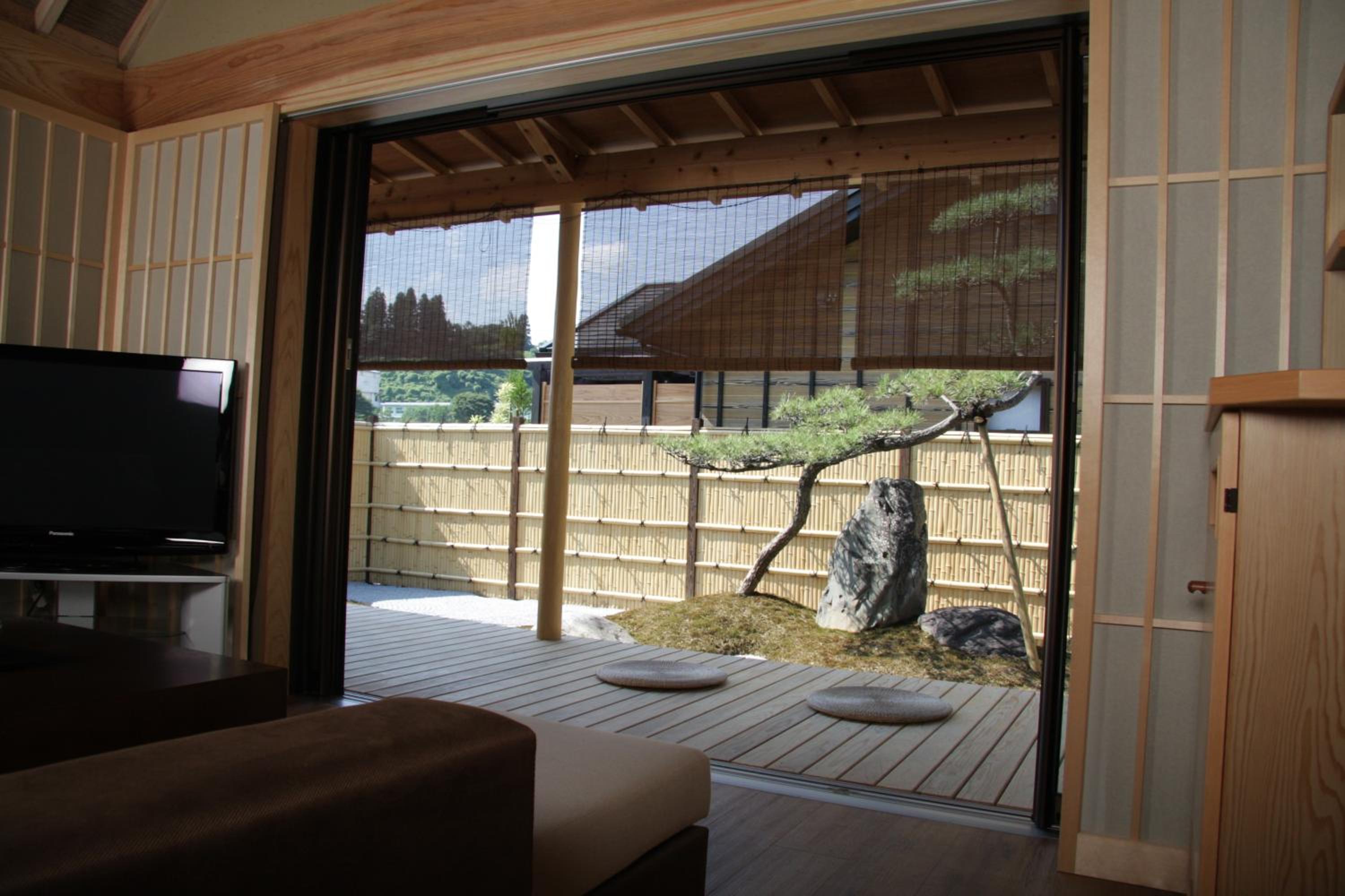 Villa with Tatami Area and Open-Air Bath - Photo 2