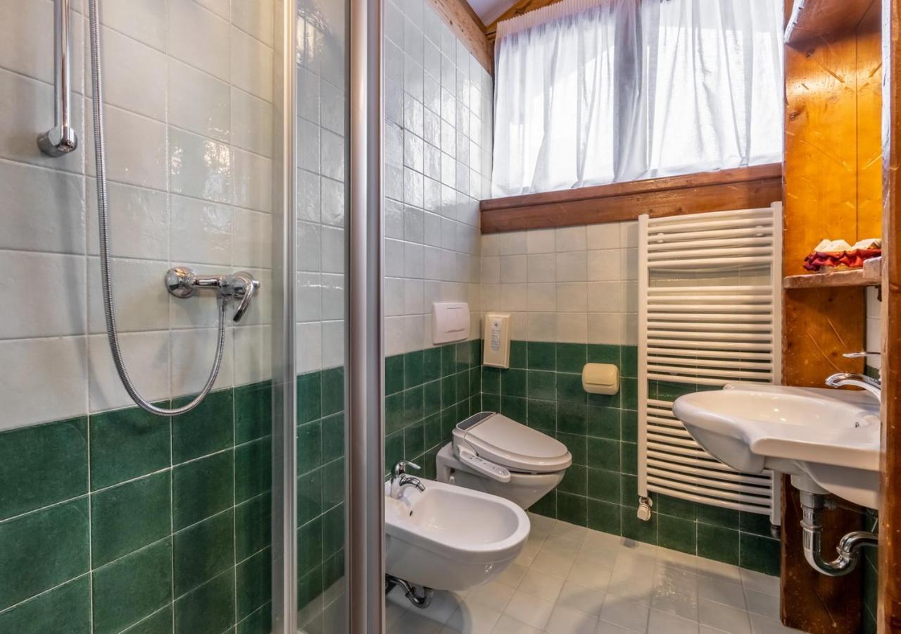 Small Double Room - Photo 5