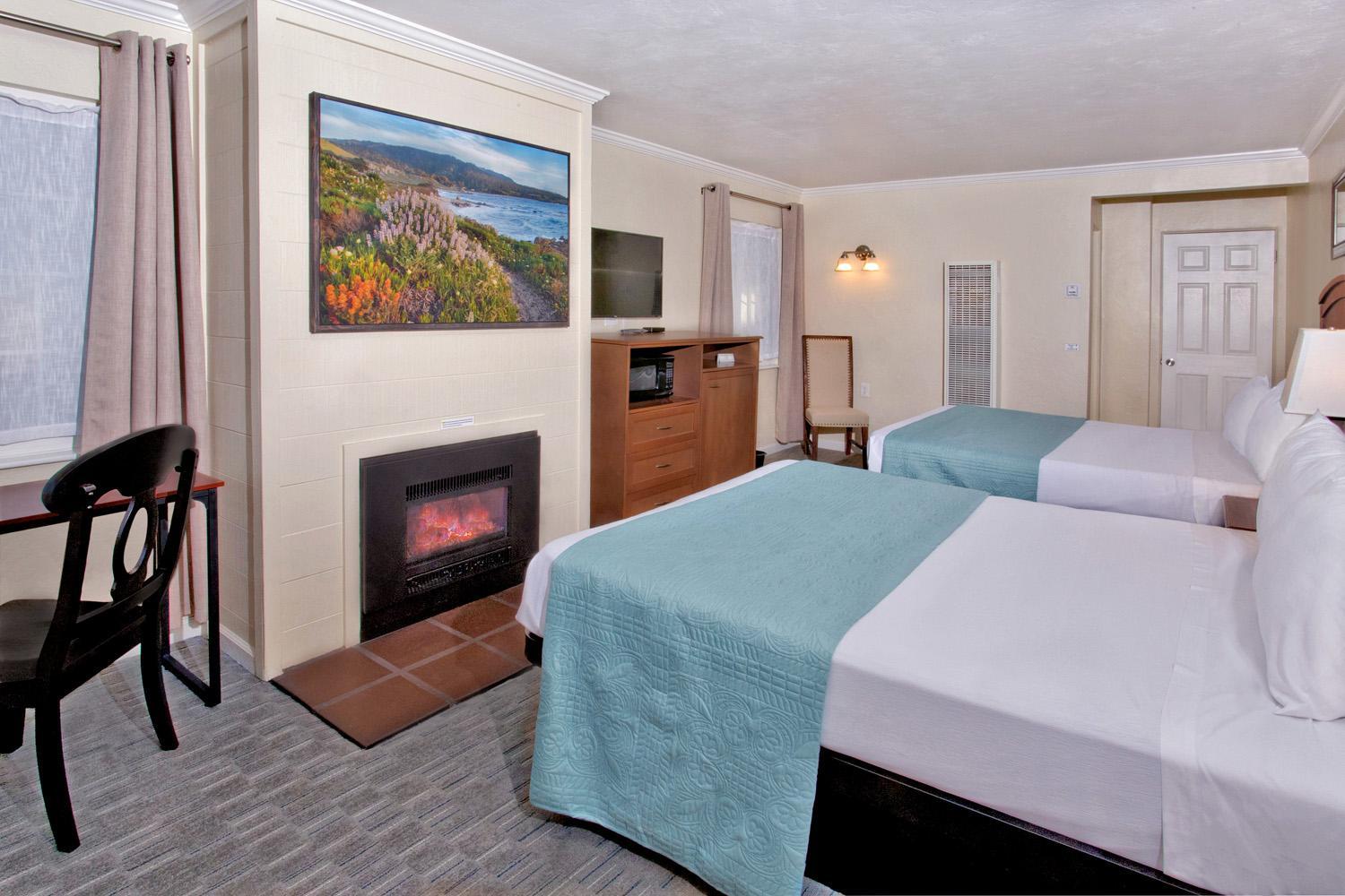 Two Queen Beds with Fireplace photo 1