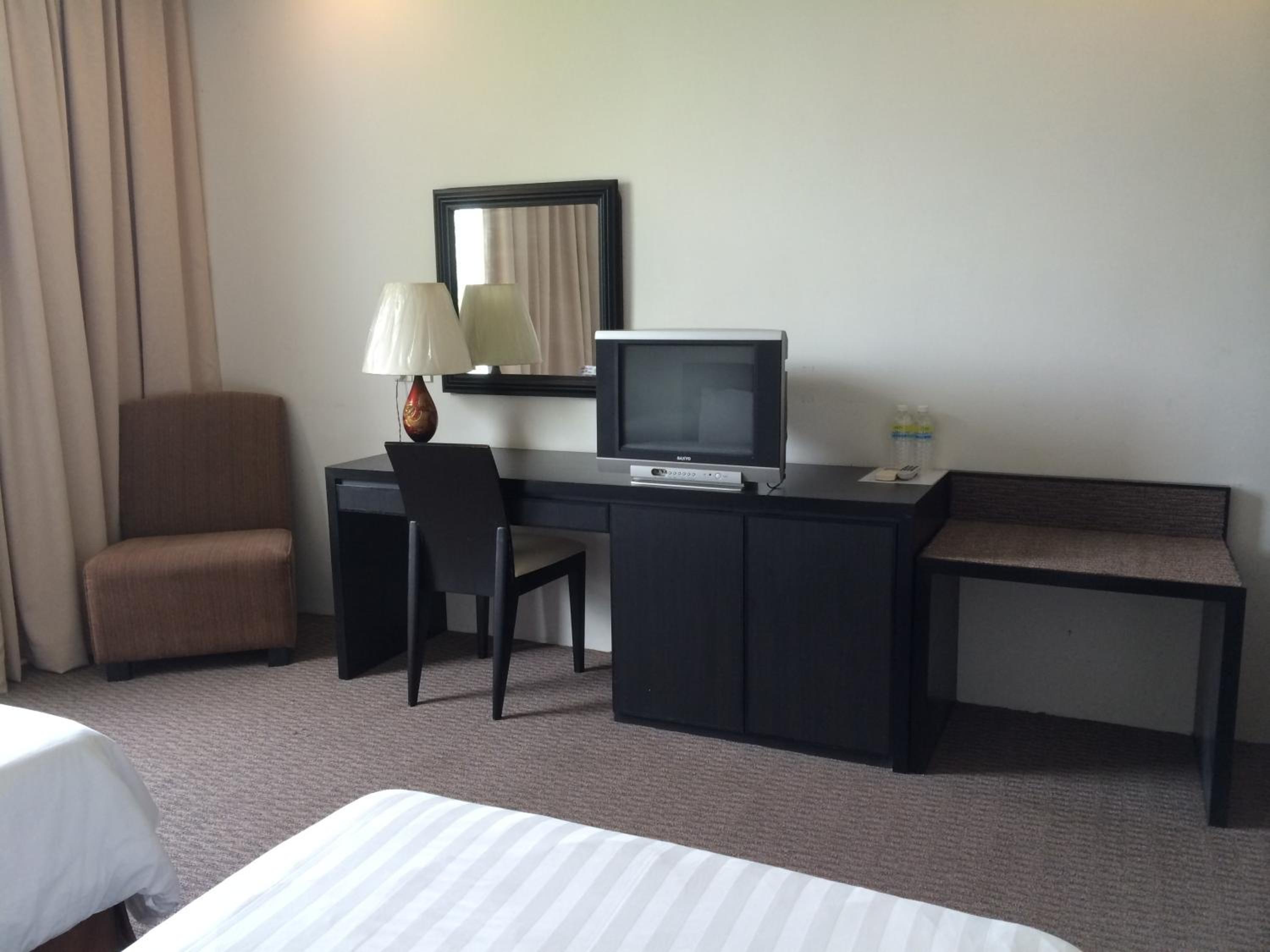 Deluxe King Room (Upper Floor)