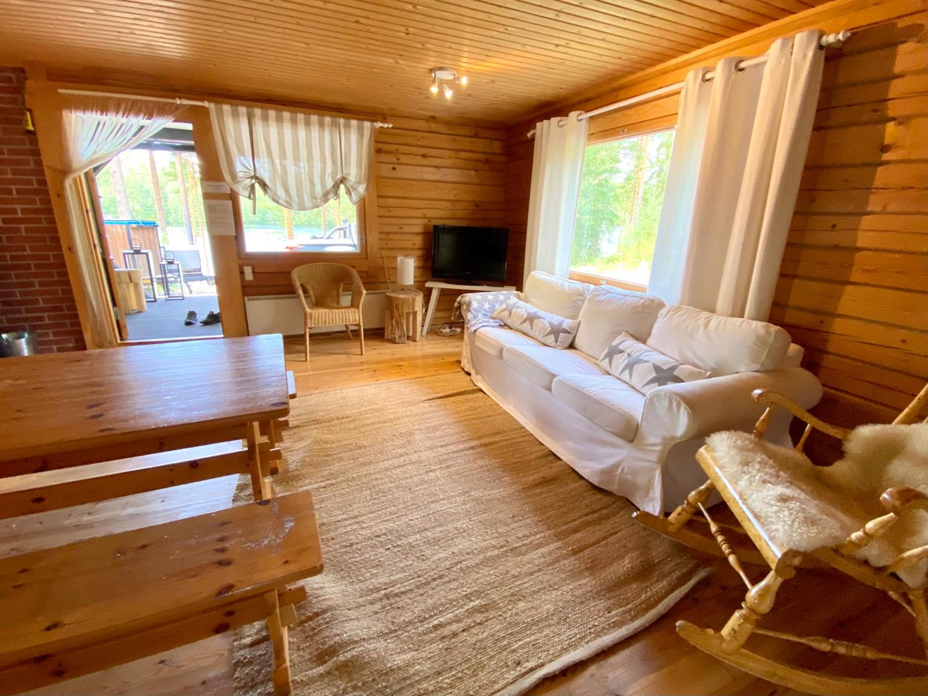 One-Bedroom Chalet with Terrace  photo 2