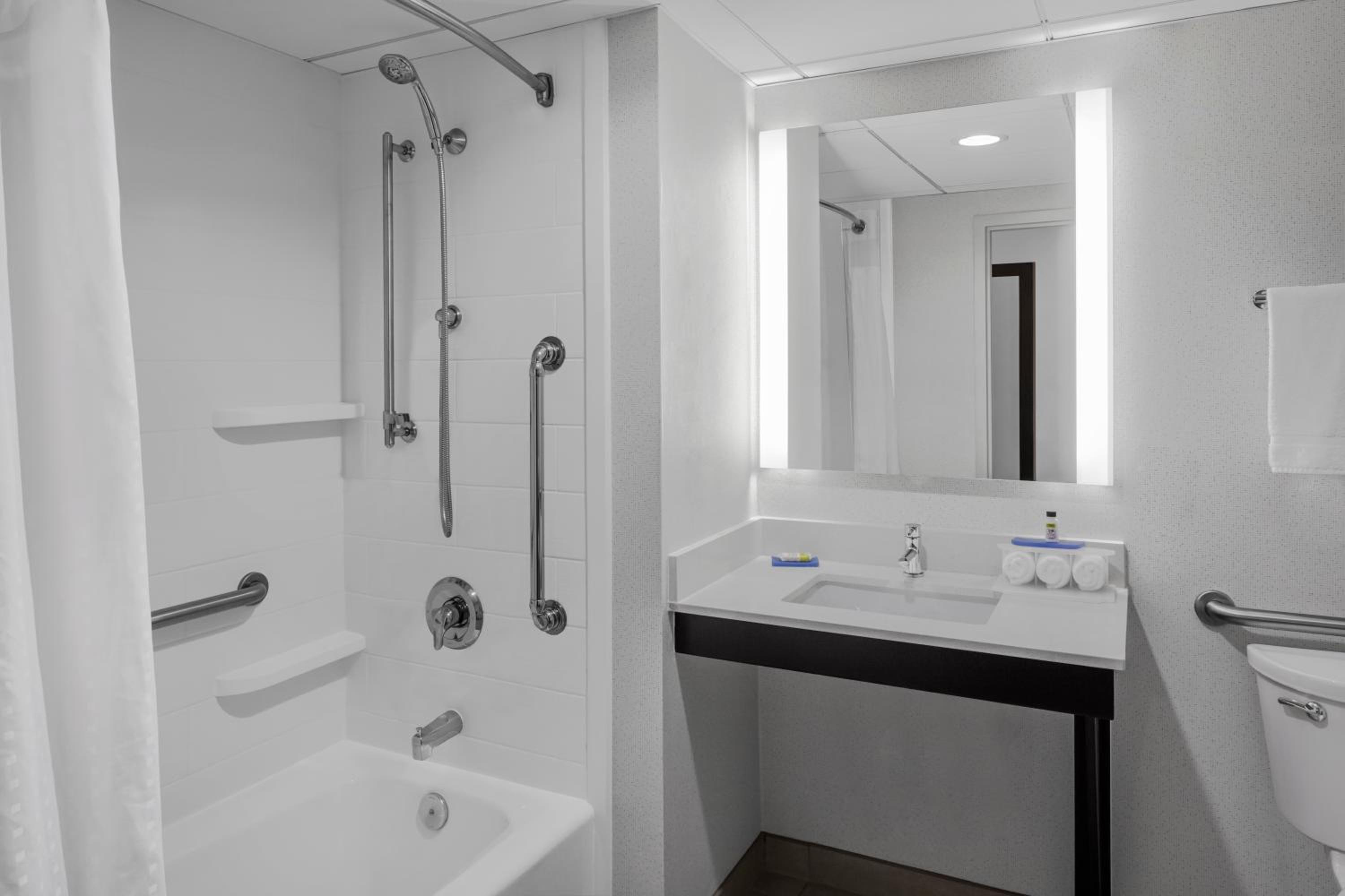 King Room - Disability Access - Photo 2