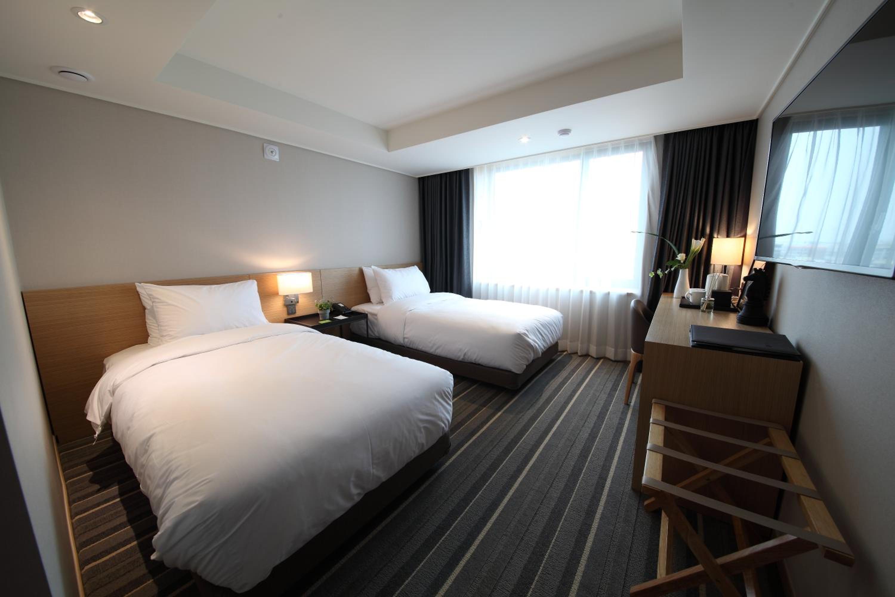 Superior Twin Room with Free breakfast for 2 people