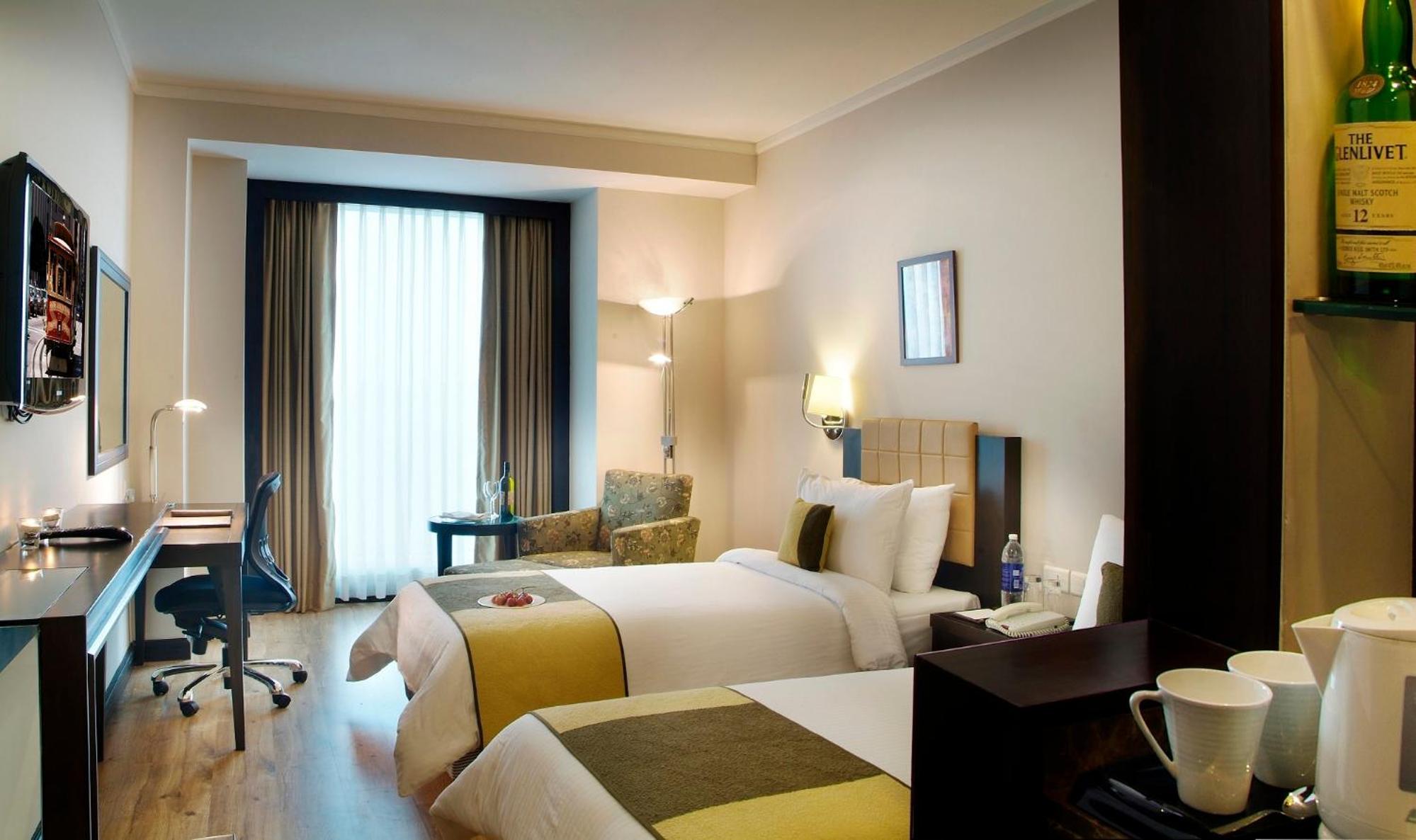 Superior Double or Twin Room photo 3
