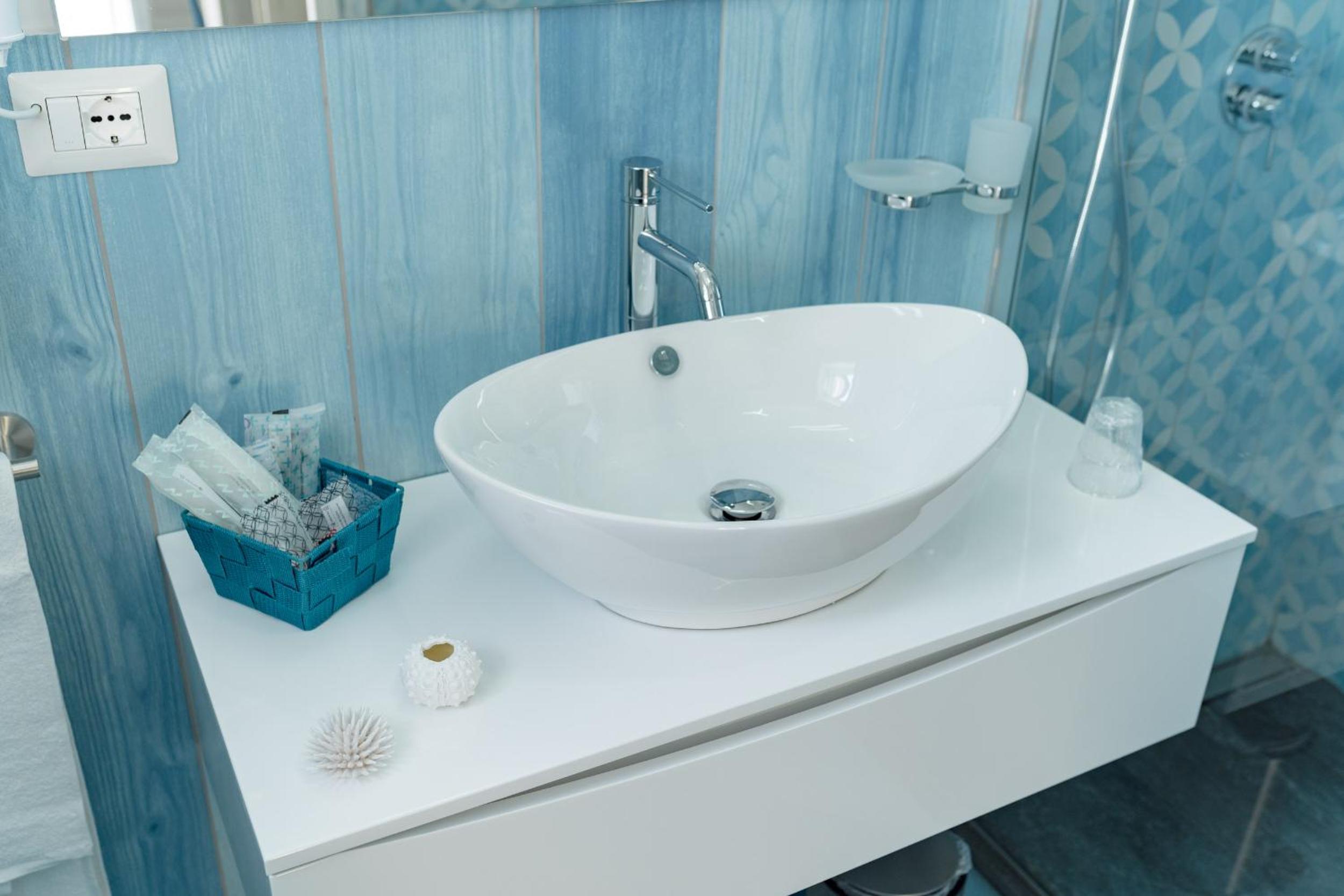 Triple Room - Photo 22