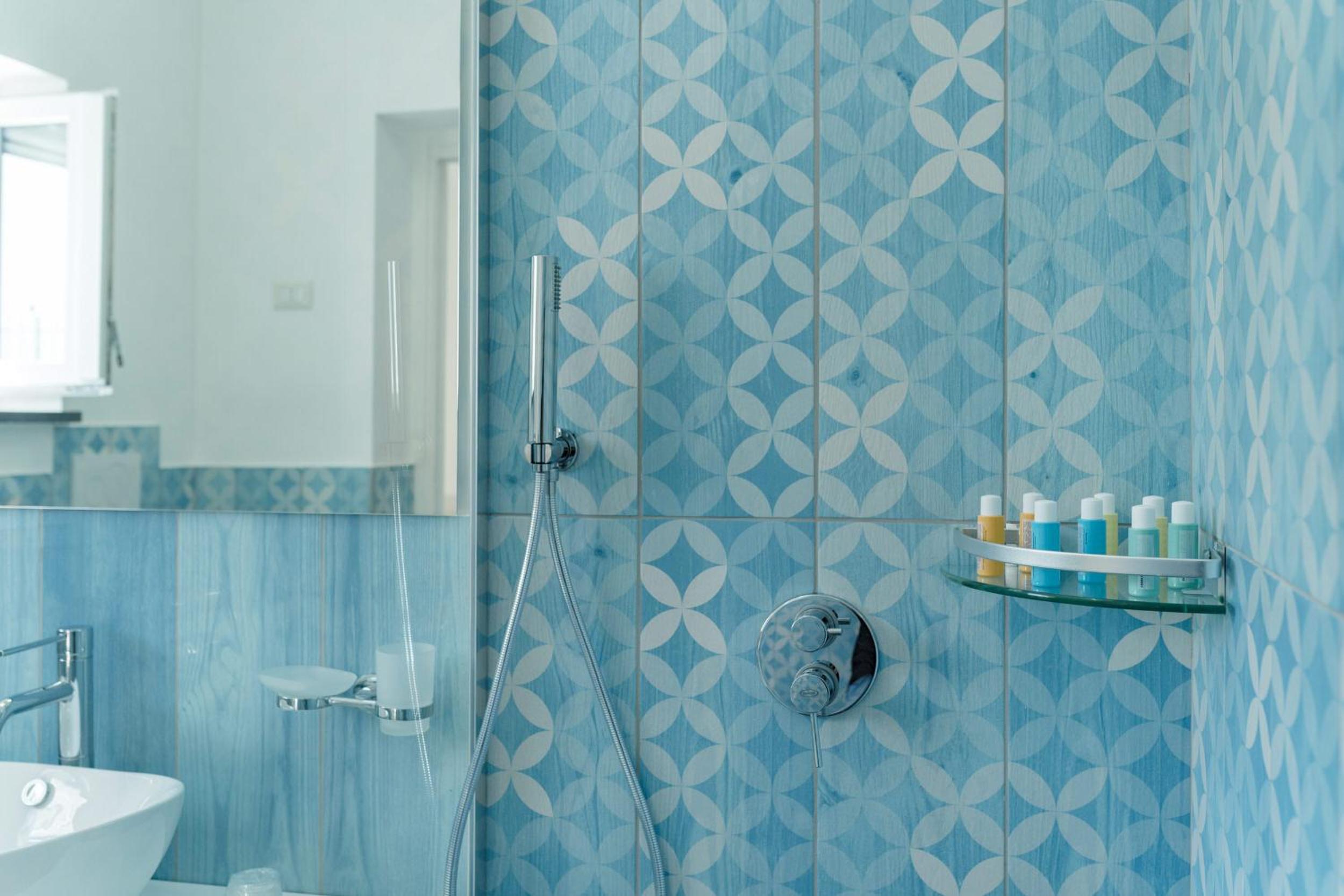 Triple Room - Photo 21