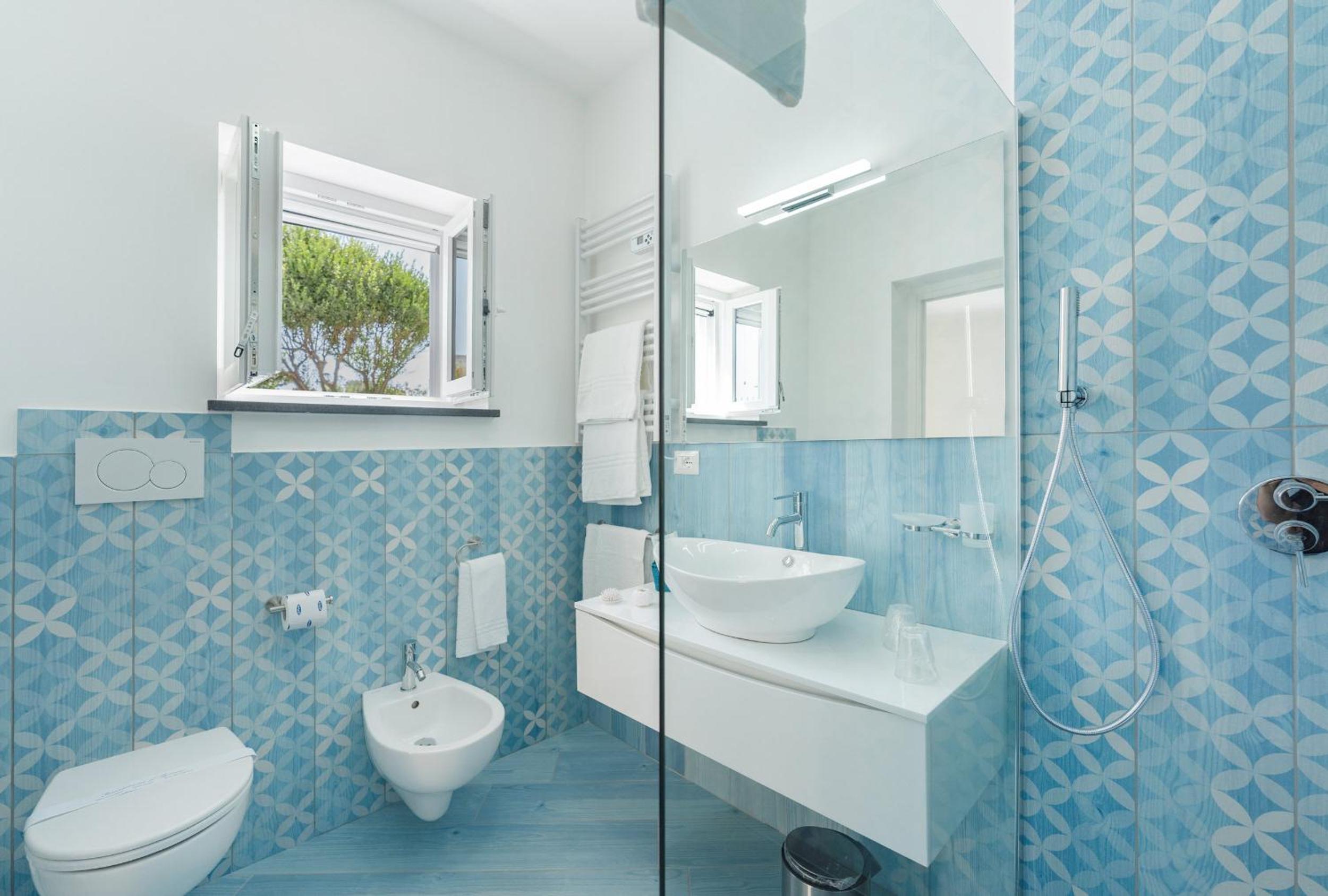 Triple Room - Photo 18