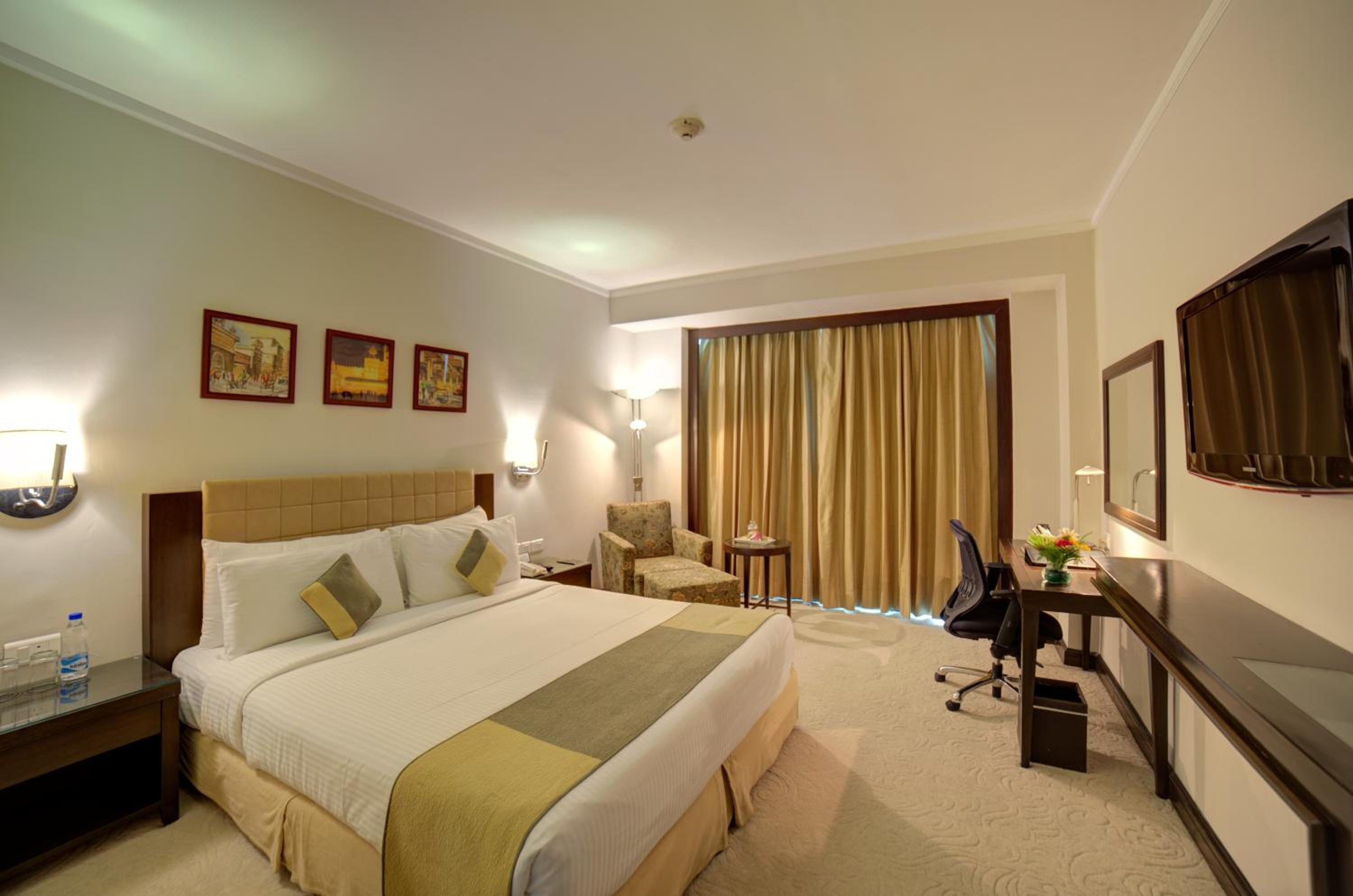 Deluxe Double Room photo 2