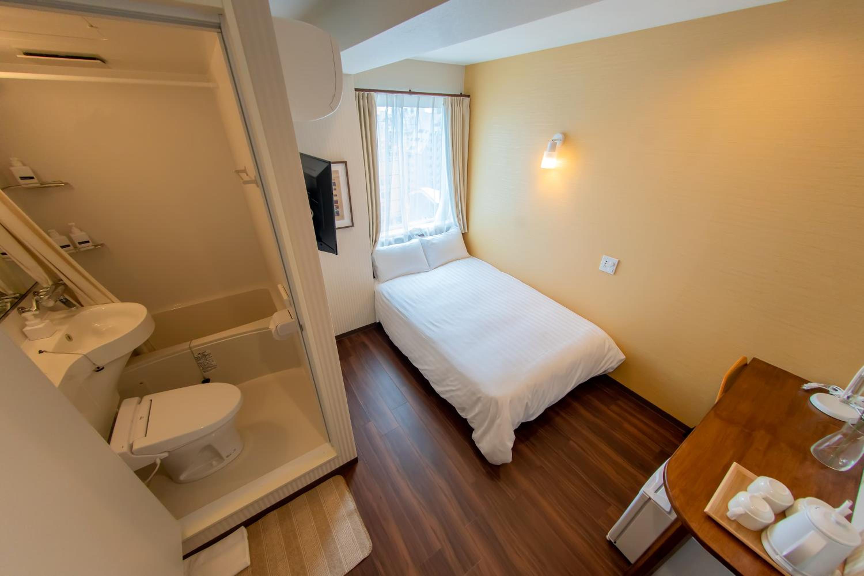 Economy Double Room photo 3