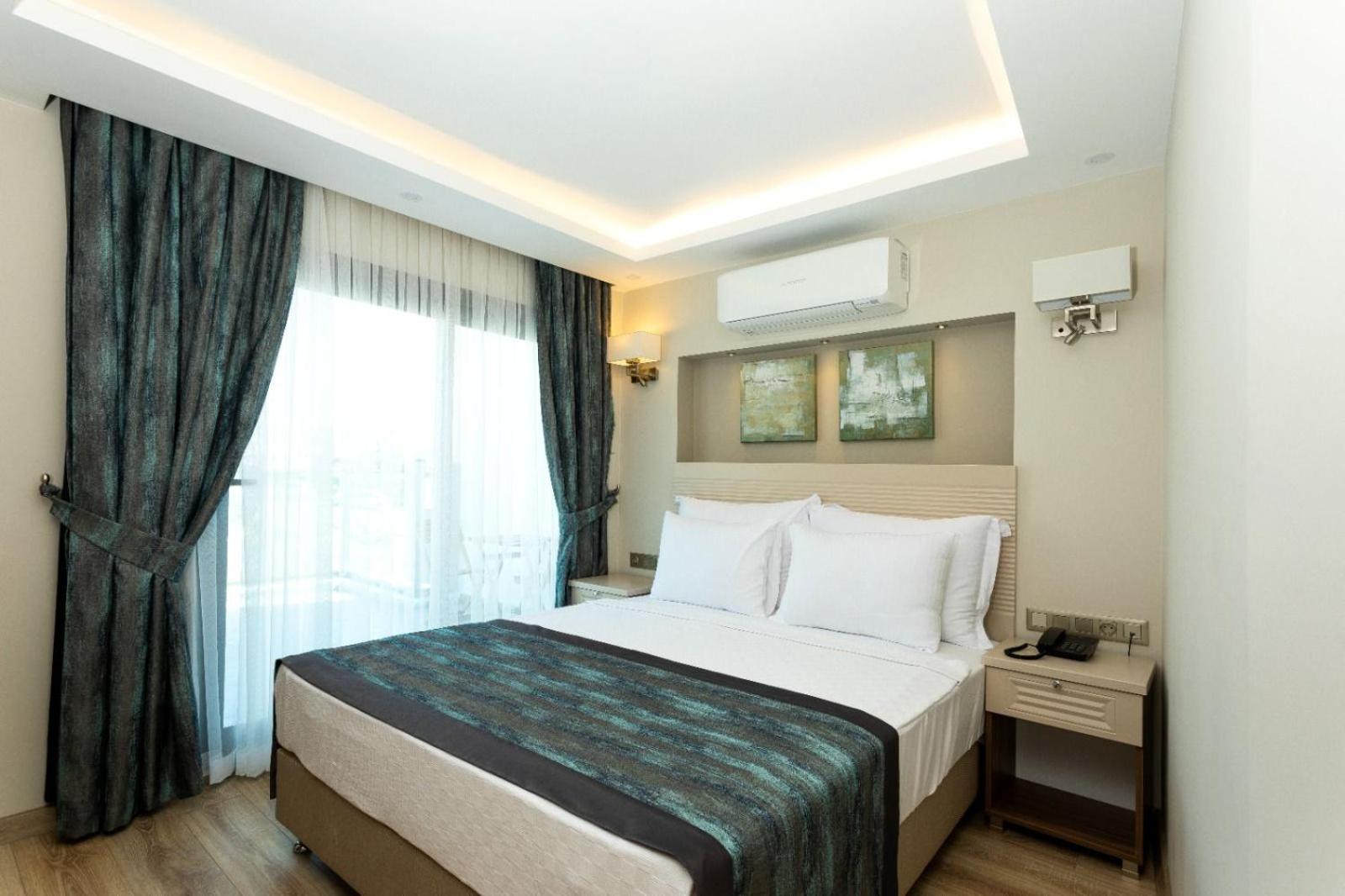 Double Room with Mountain View photo 1