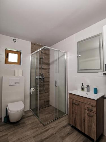 Two-Bedroom House photo 2