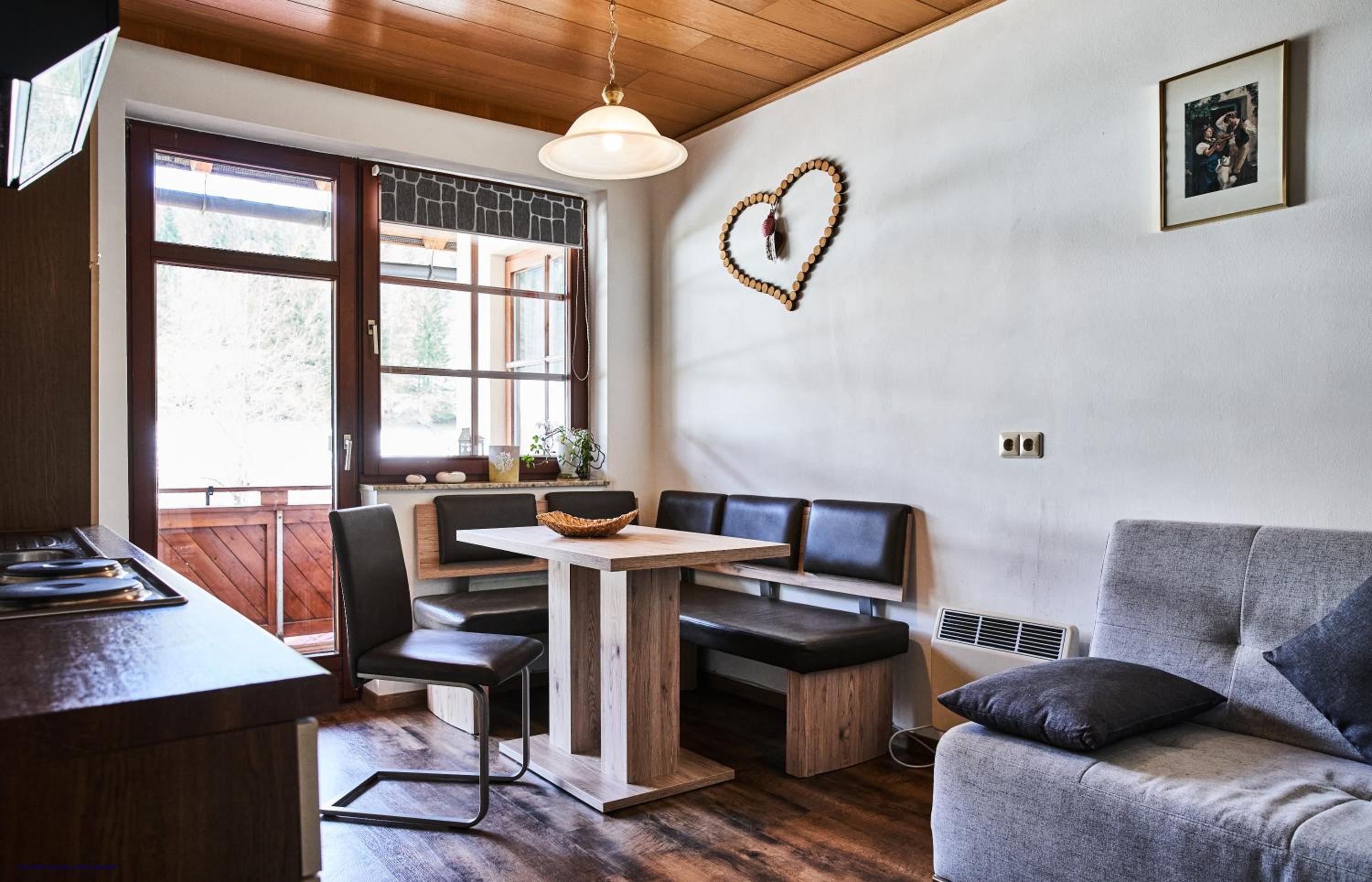One-Bedroom Apartment - Photo 15