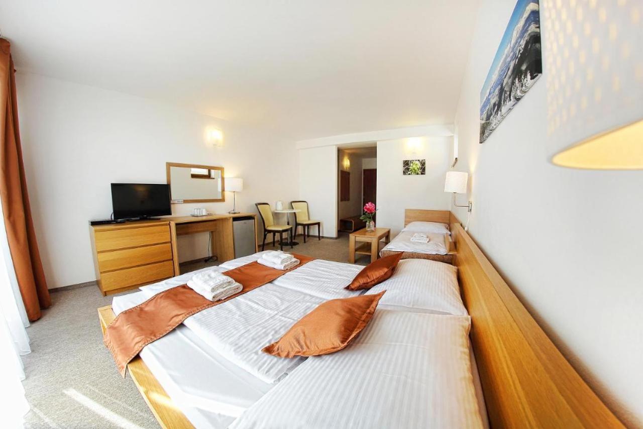 Triple Room with Terrace - Photo 4