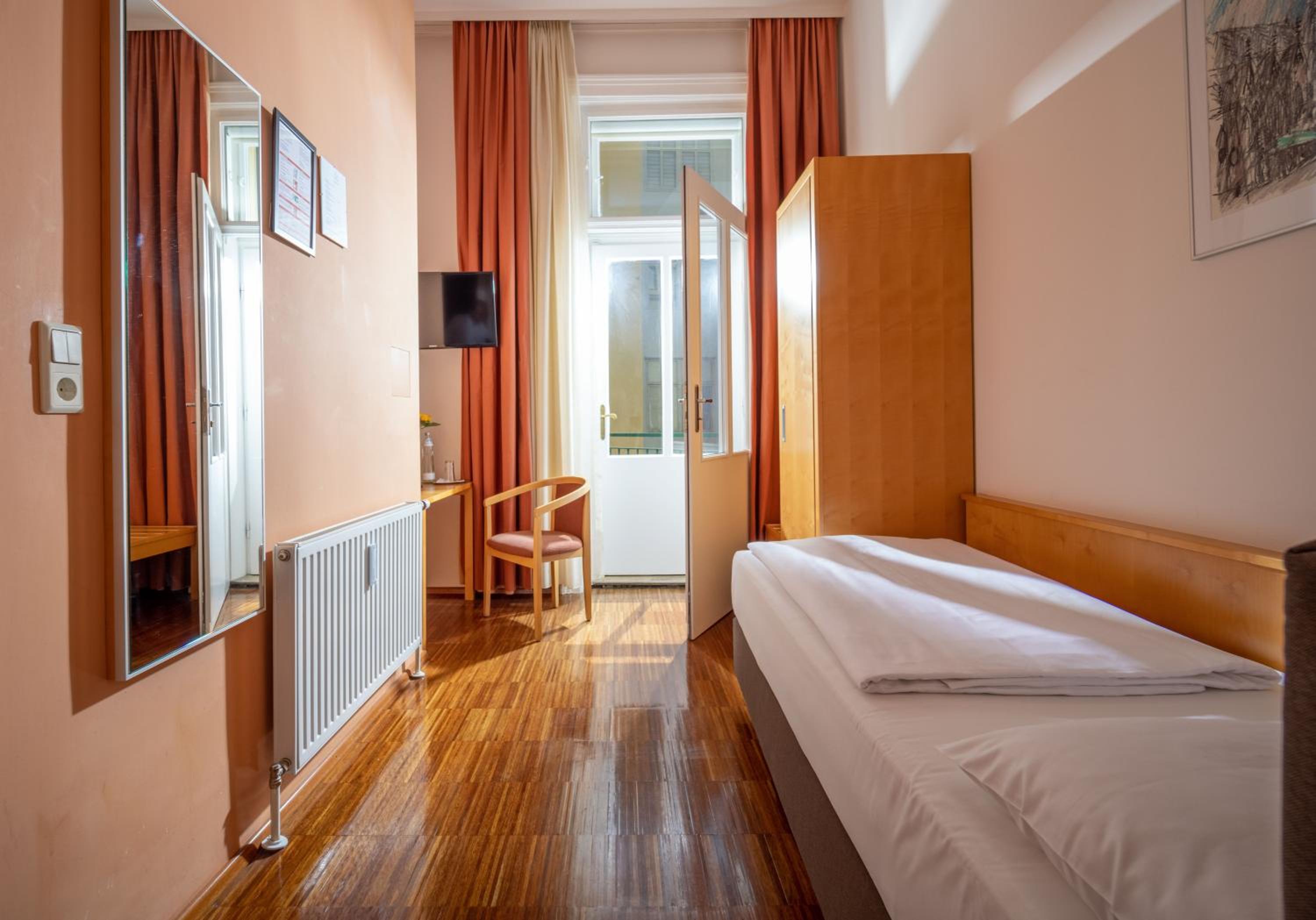 Superior Single Room photo 1