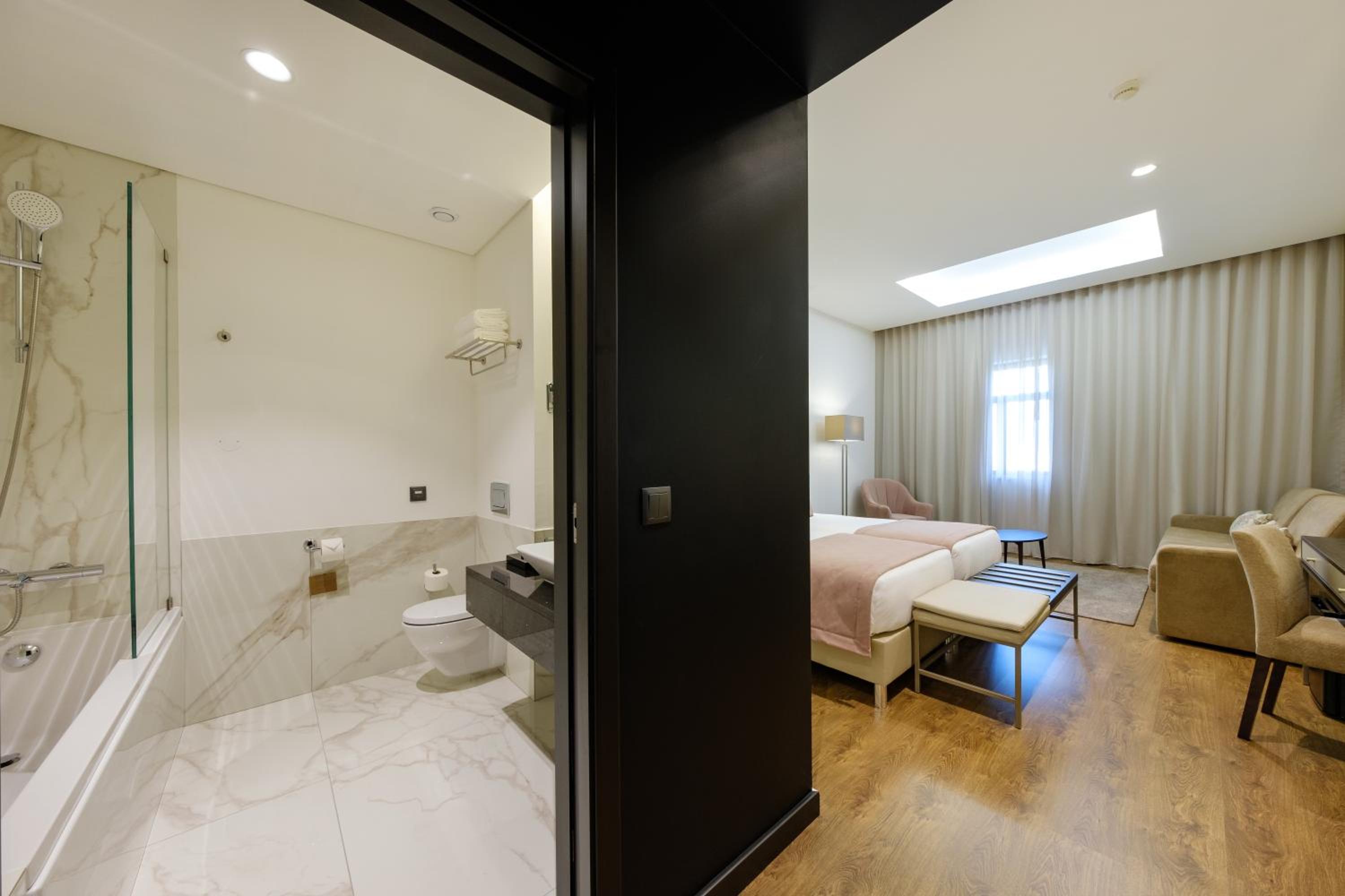Junior Suite thumbnail 5
