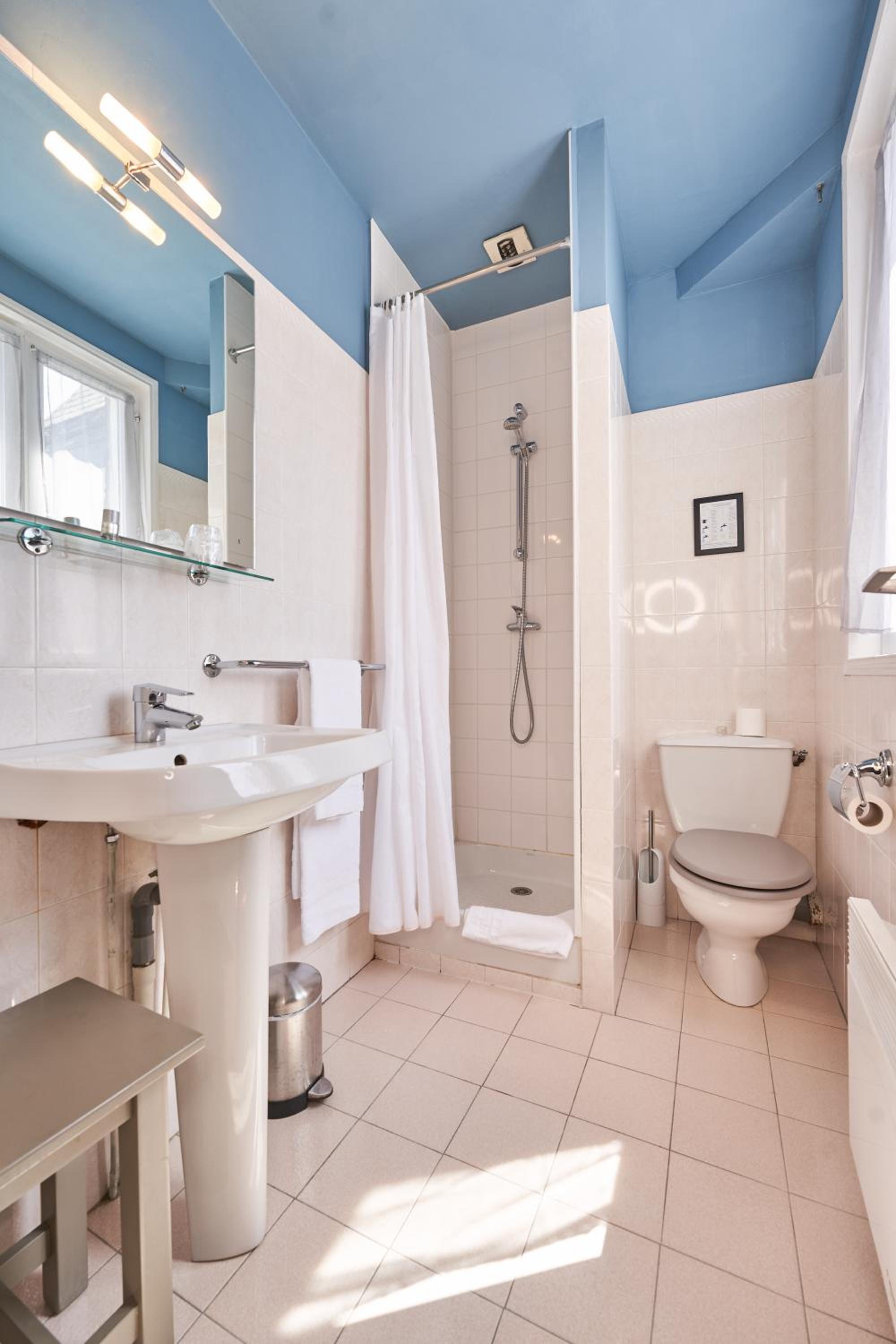 Single Room photo 3