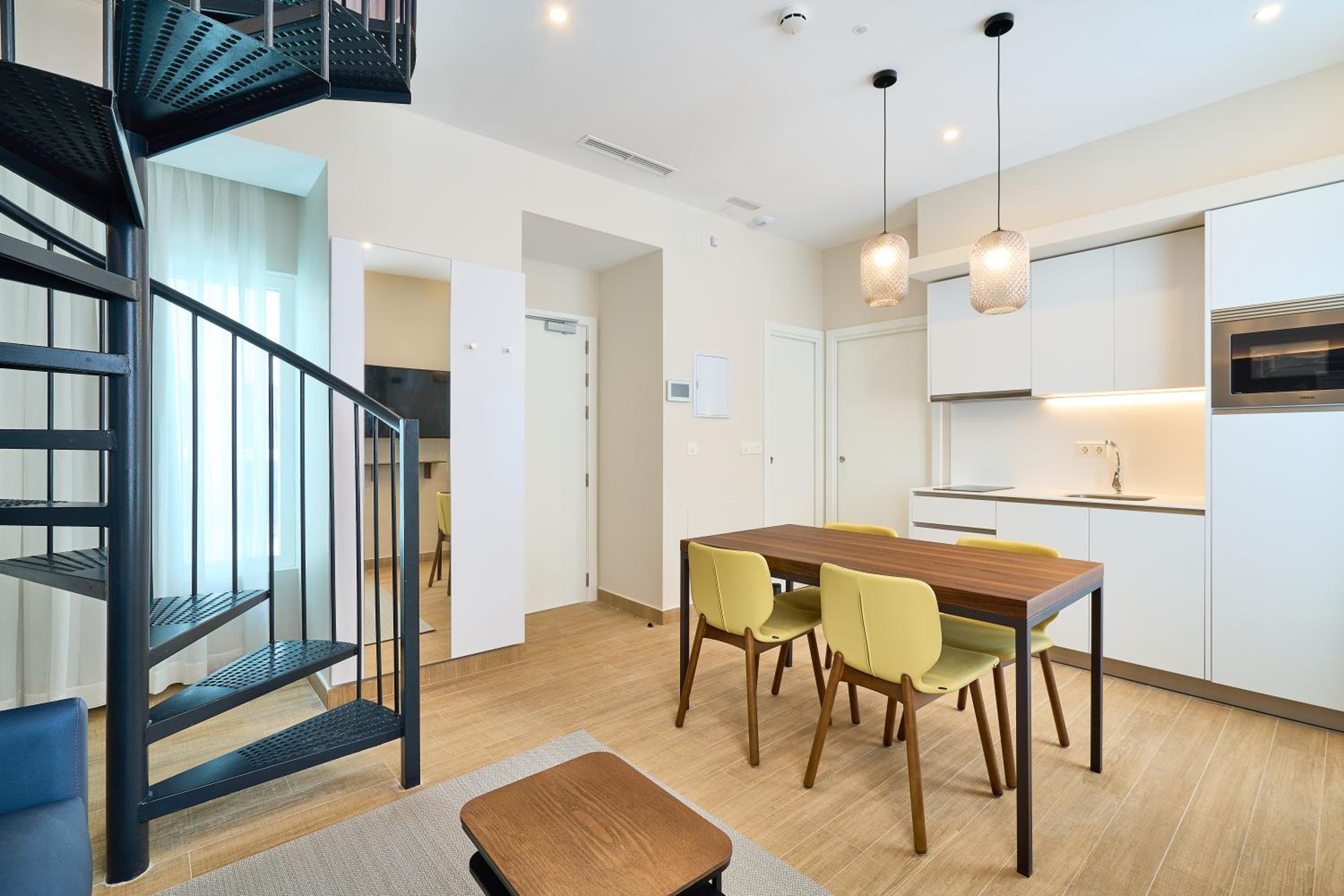 Maisonette - Photo 9
