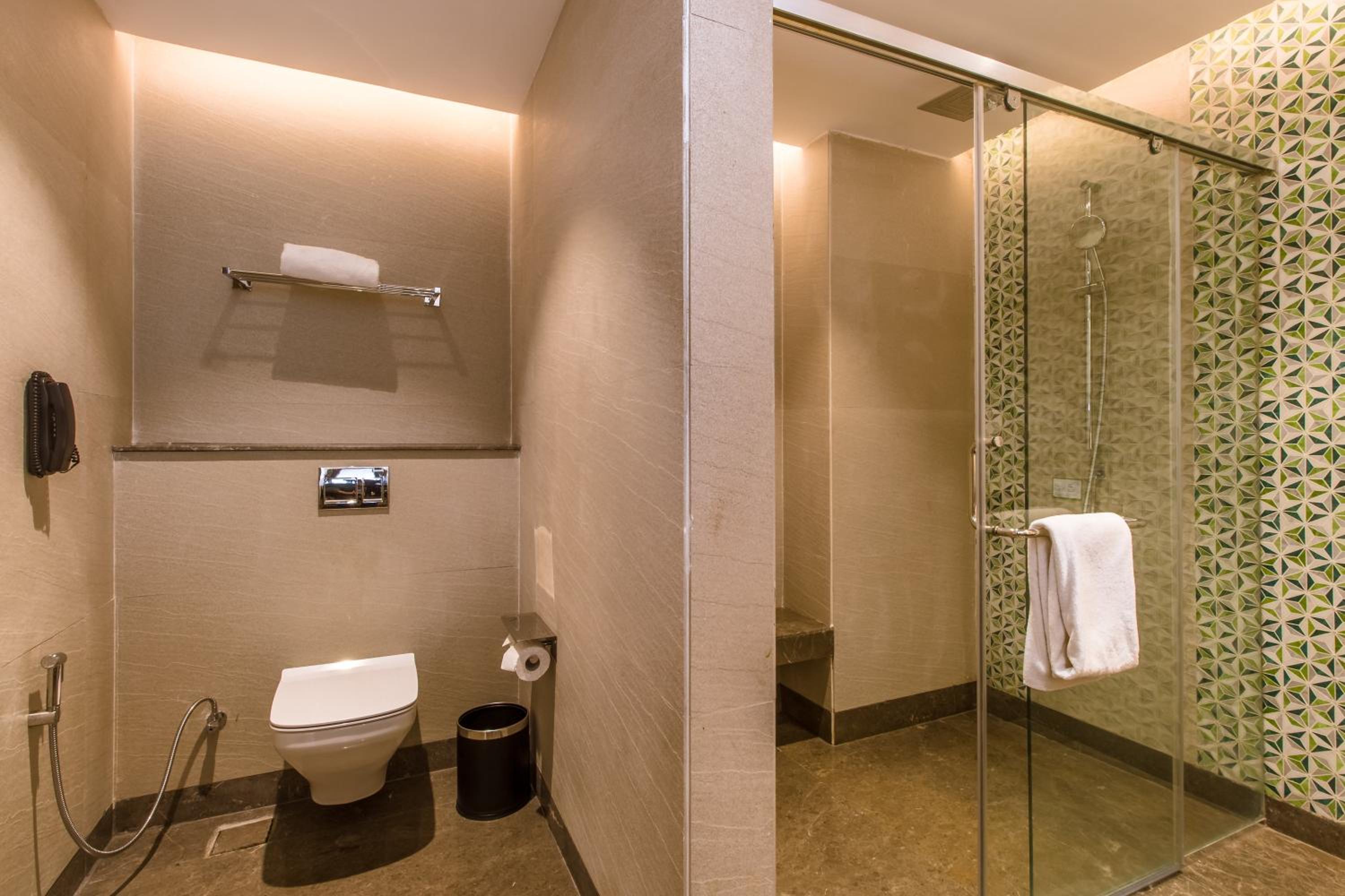 Standard Room with 20% discount on Food And Soft Beverages and Laundry