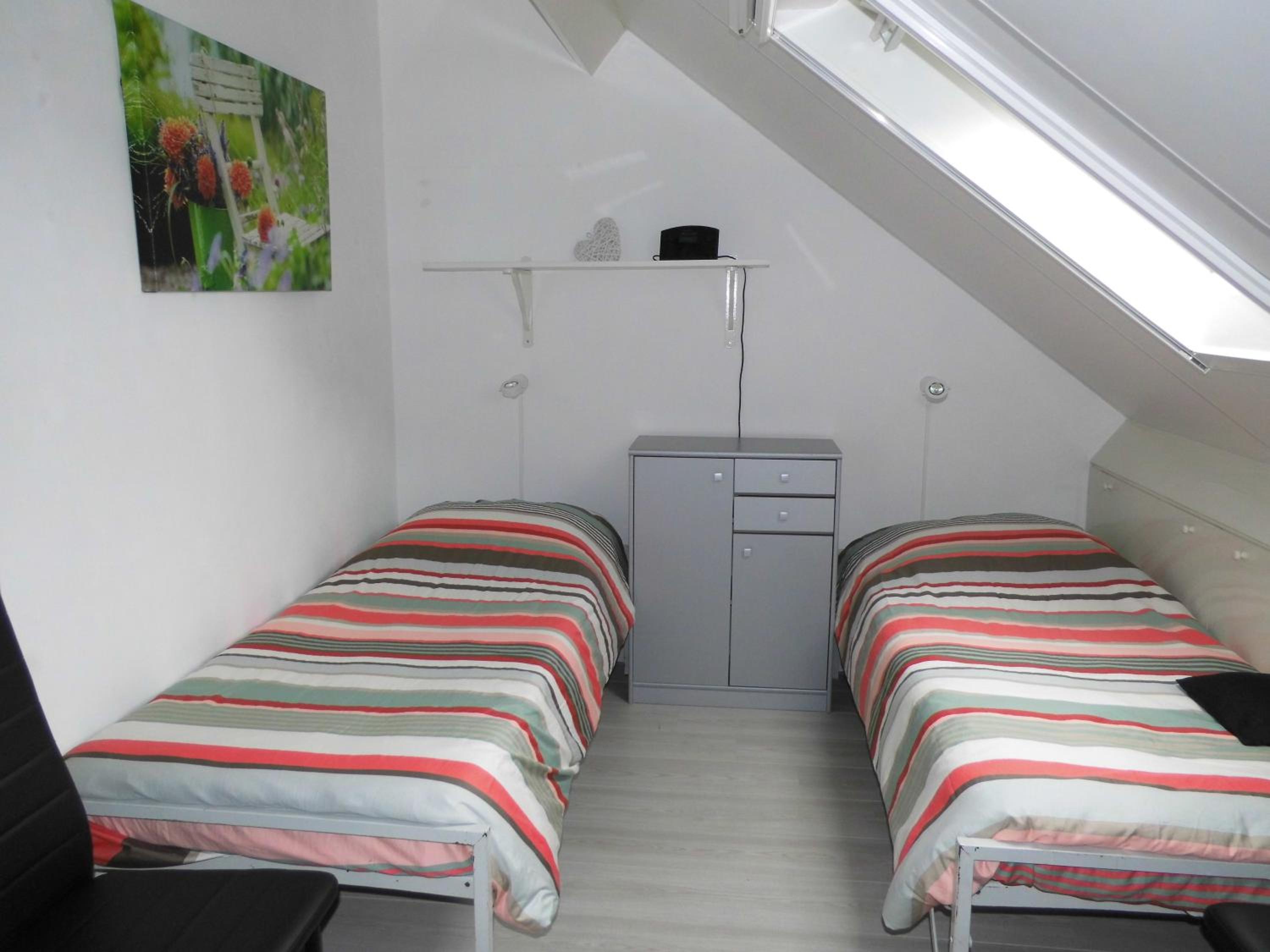 Budget Double Room - Photo 2