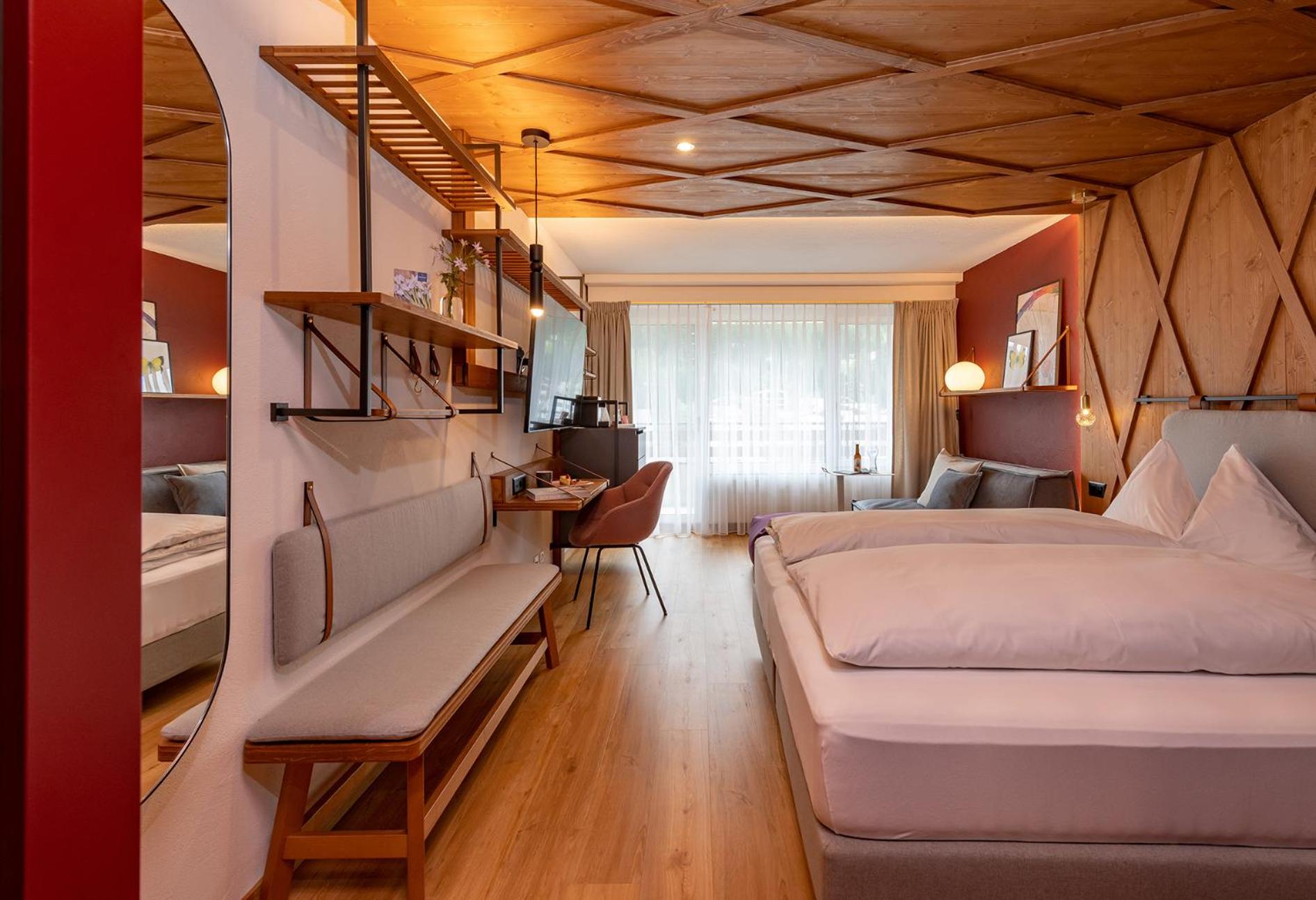 Premium Double Room - Photo 6