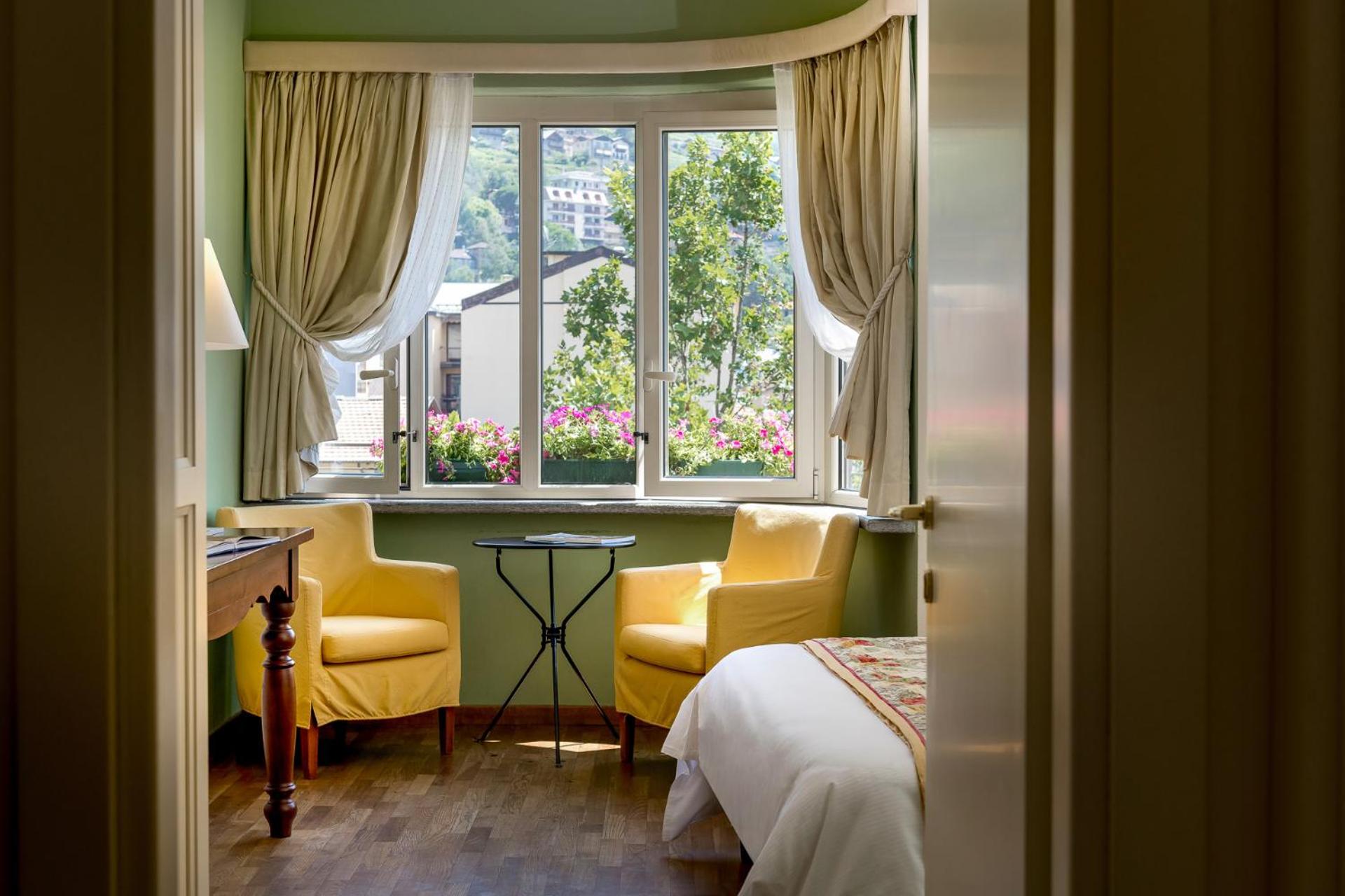 Junior Suite with View photo 2