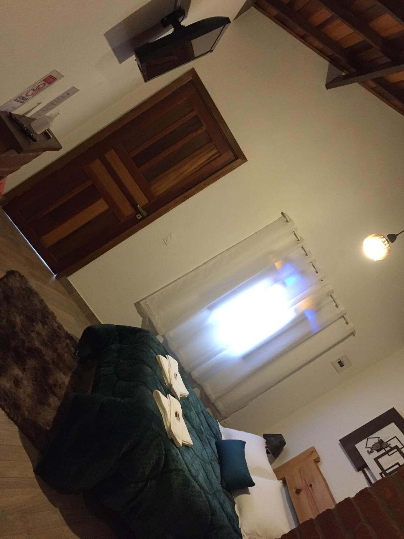 Double Room - Photo 5