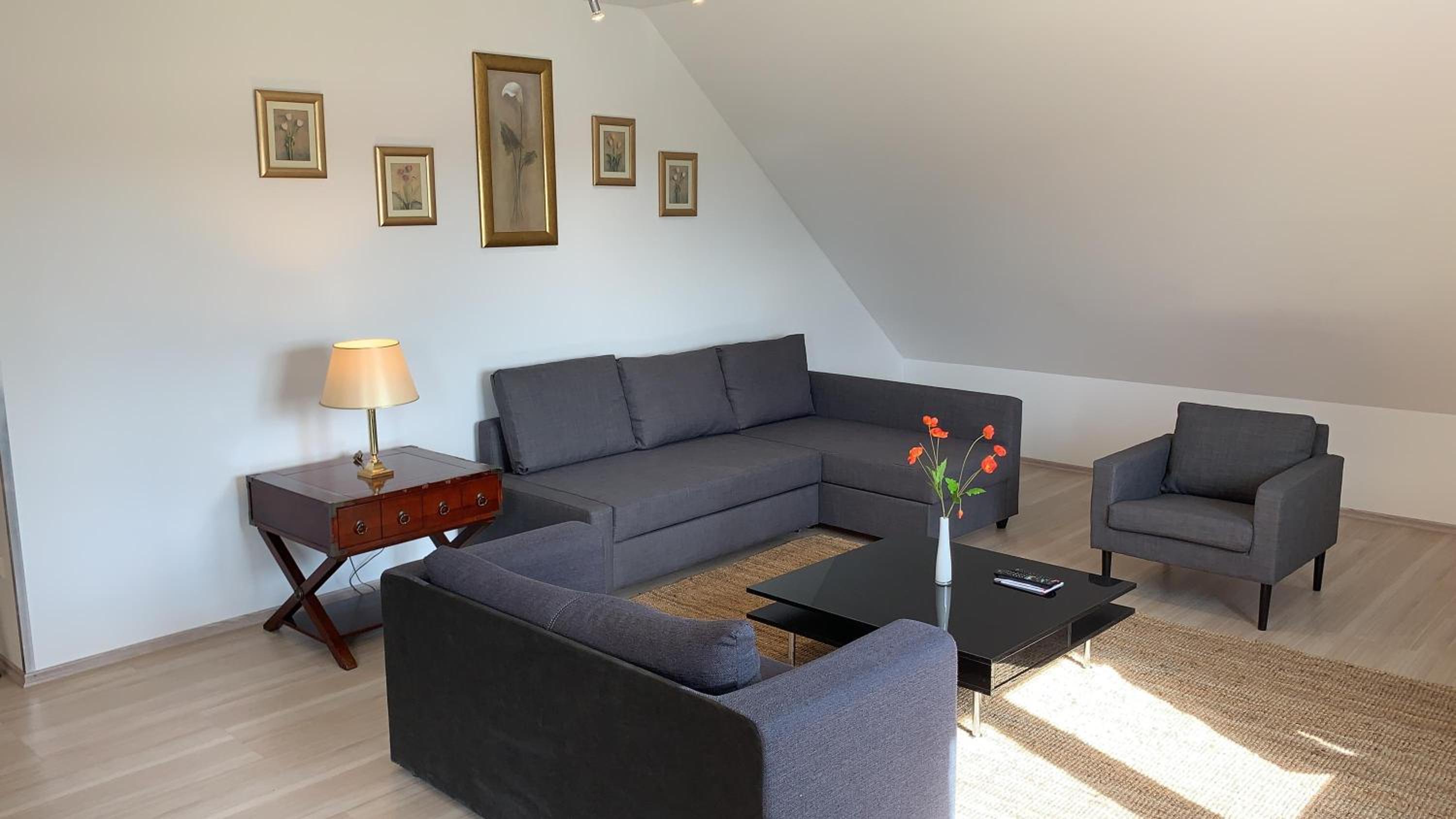Two-Bedroom Deluxe Apartment with Garden View photo 1