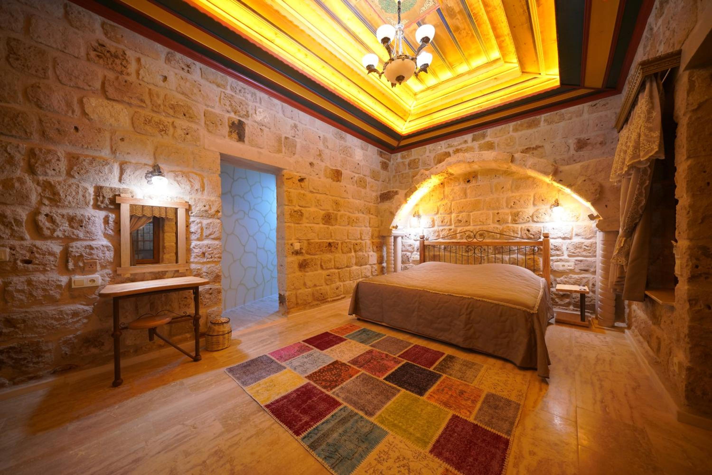 Deluxe Stone Room - Photo 5