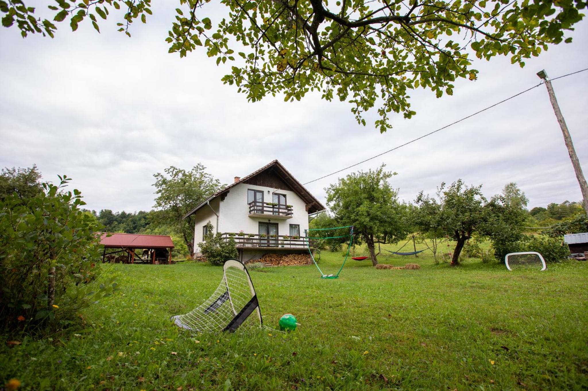 Two-Bedroom House - Photo 26