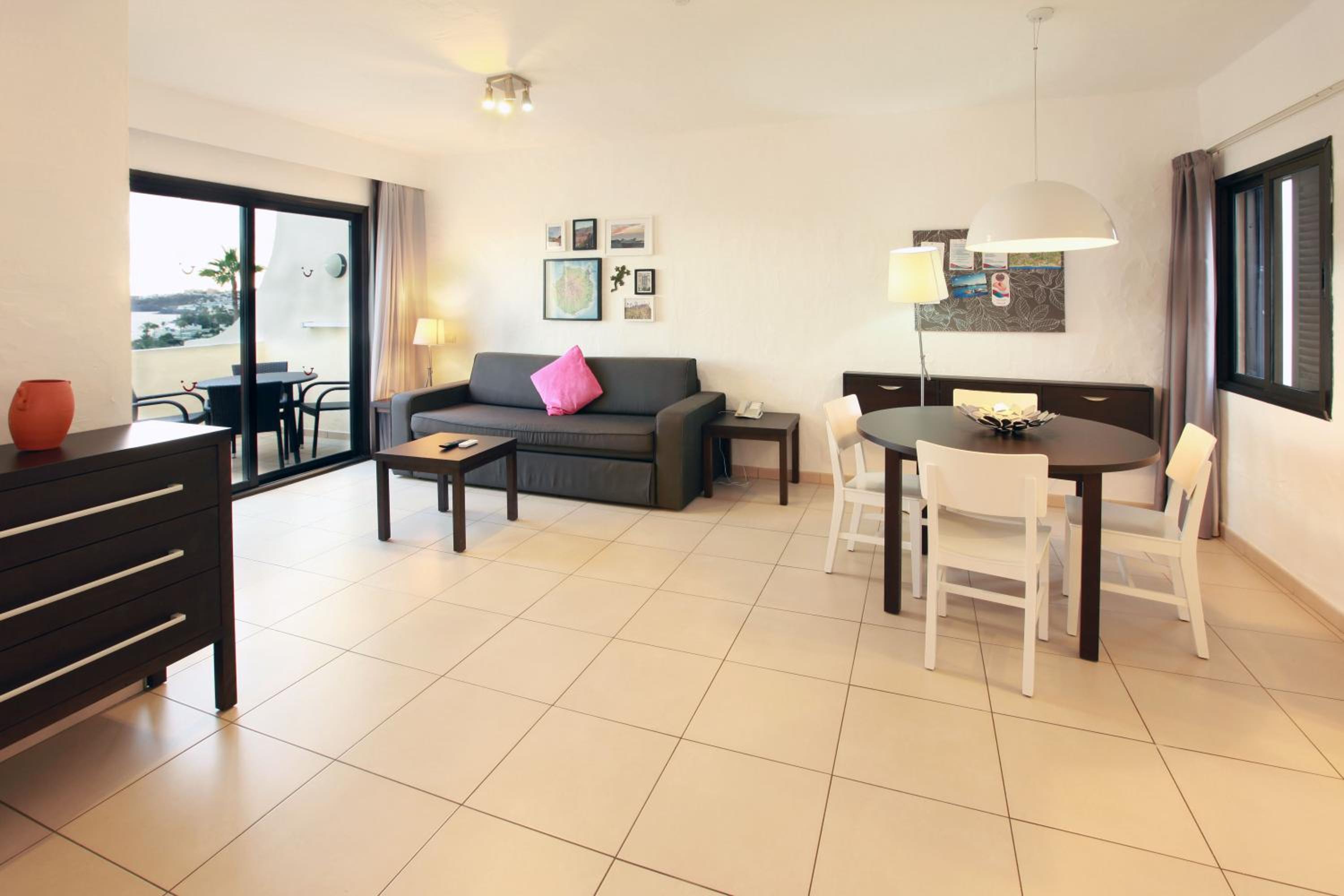 Apartamento de Dos Habitaciones (3 Adultos + 1 Niño)