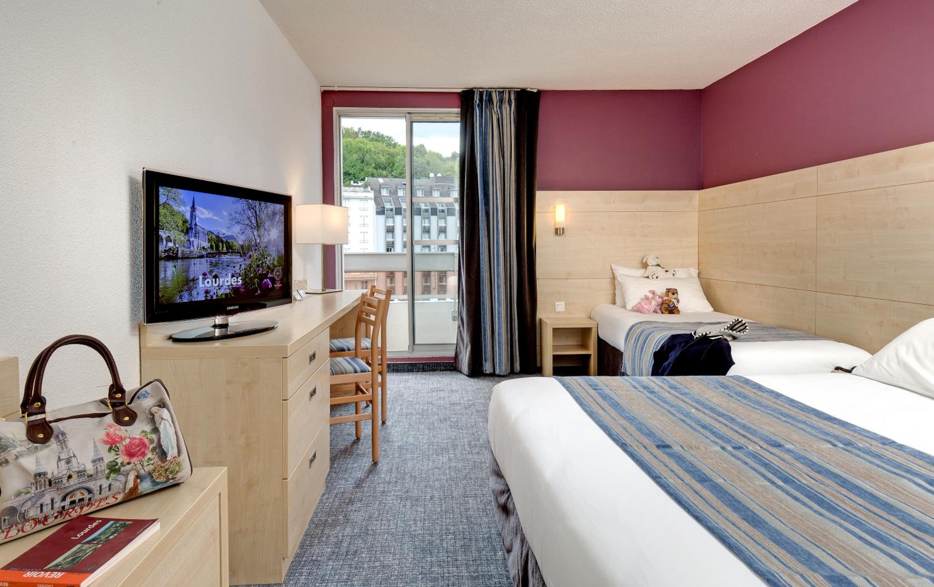 Superior Triple Room - Photo 1