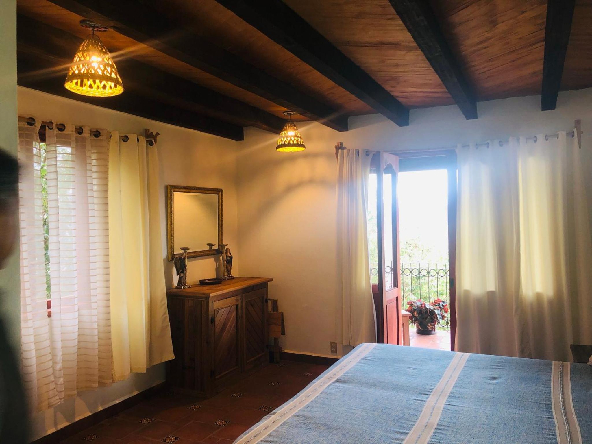 Double Room with Lake View - Photo 5