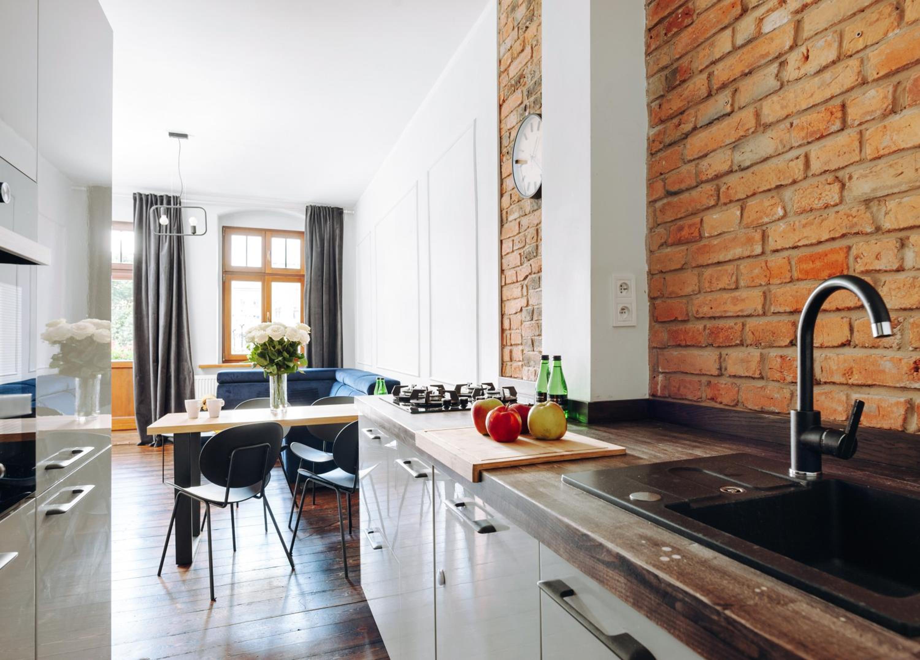 Deluxe Apartment with Nowomiejski Market View (1st floor) - Photo 9