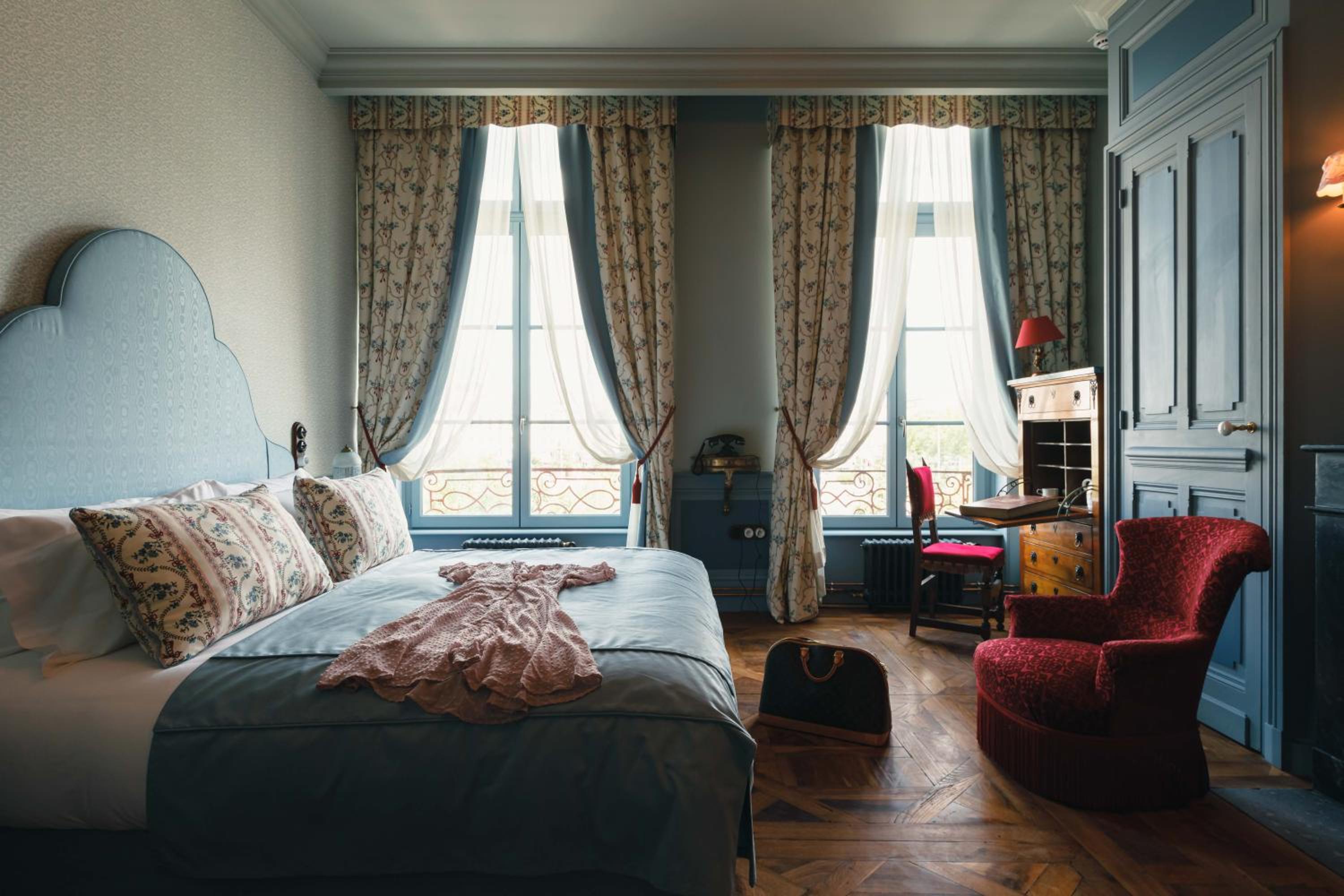 Prestige King Room - Photo 11
