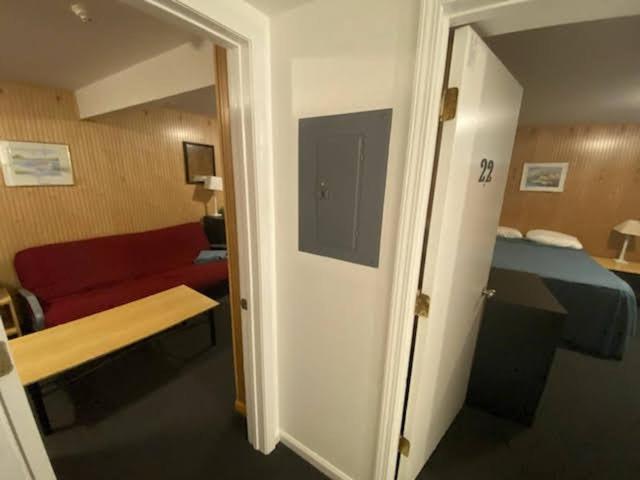 Triple Room with Private Bathroom - Photo 7