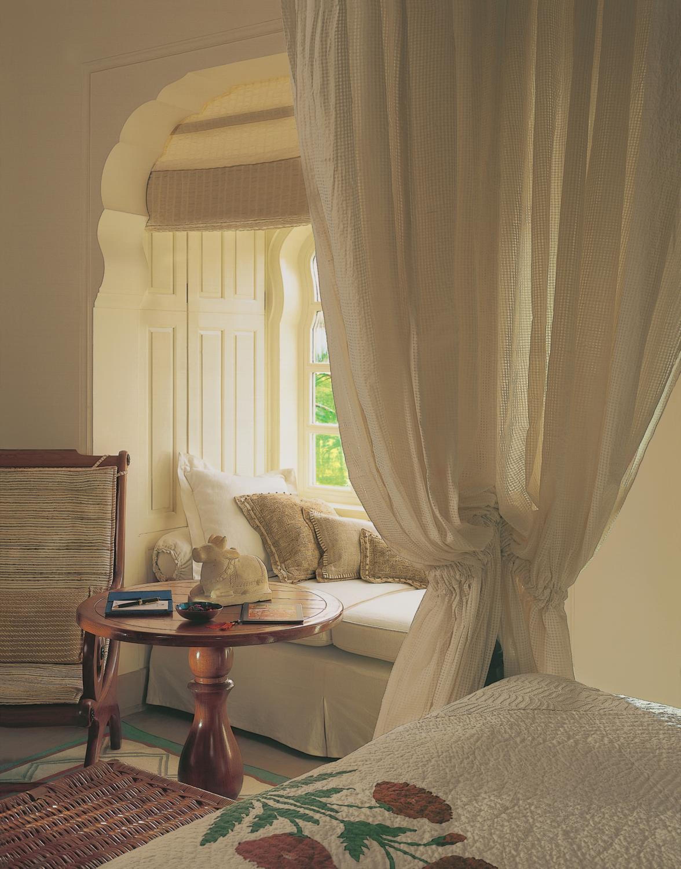 Premier Room with Garden View - Photo 7